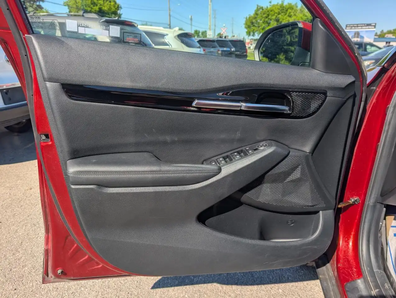 Kia Seltos снимка Kia Seltos