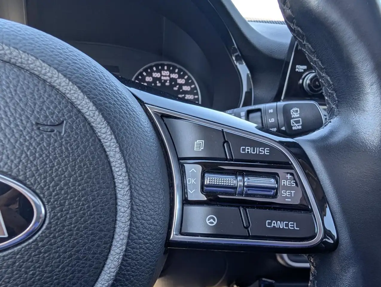 Kia Seltos снимка Kia Seltos