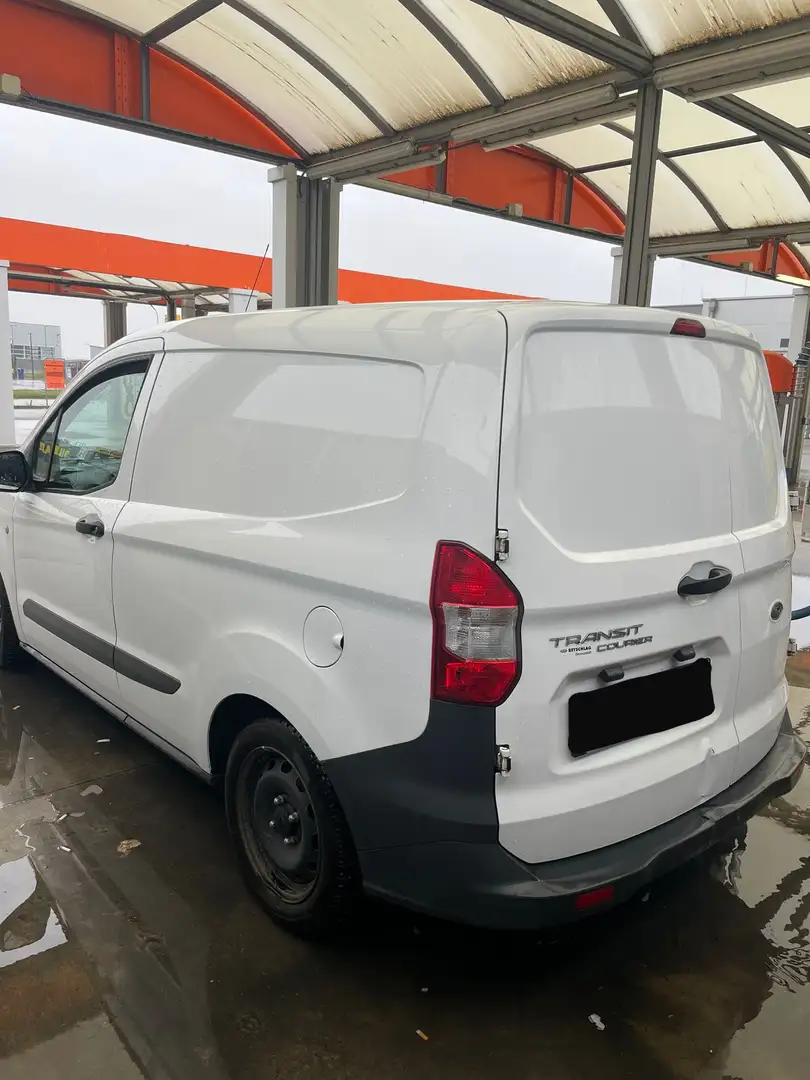 Ford Transit Courier 1.5 Tdci Weiß - 2