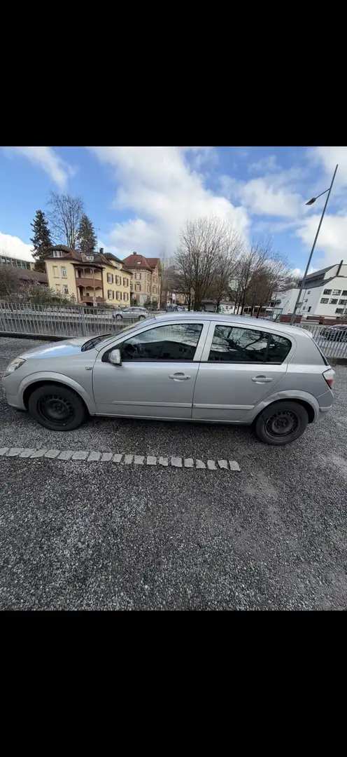 Opel Astra - 2