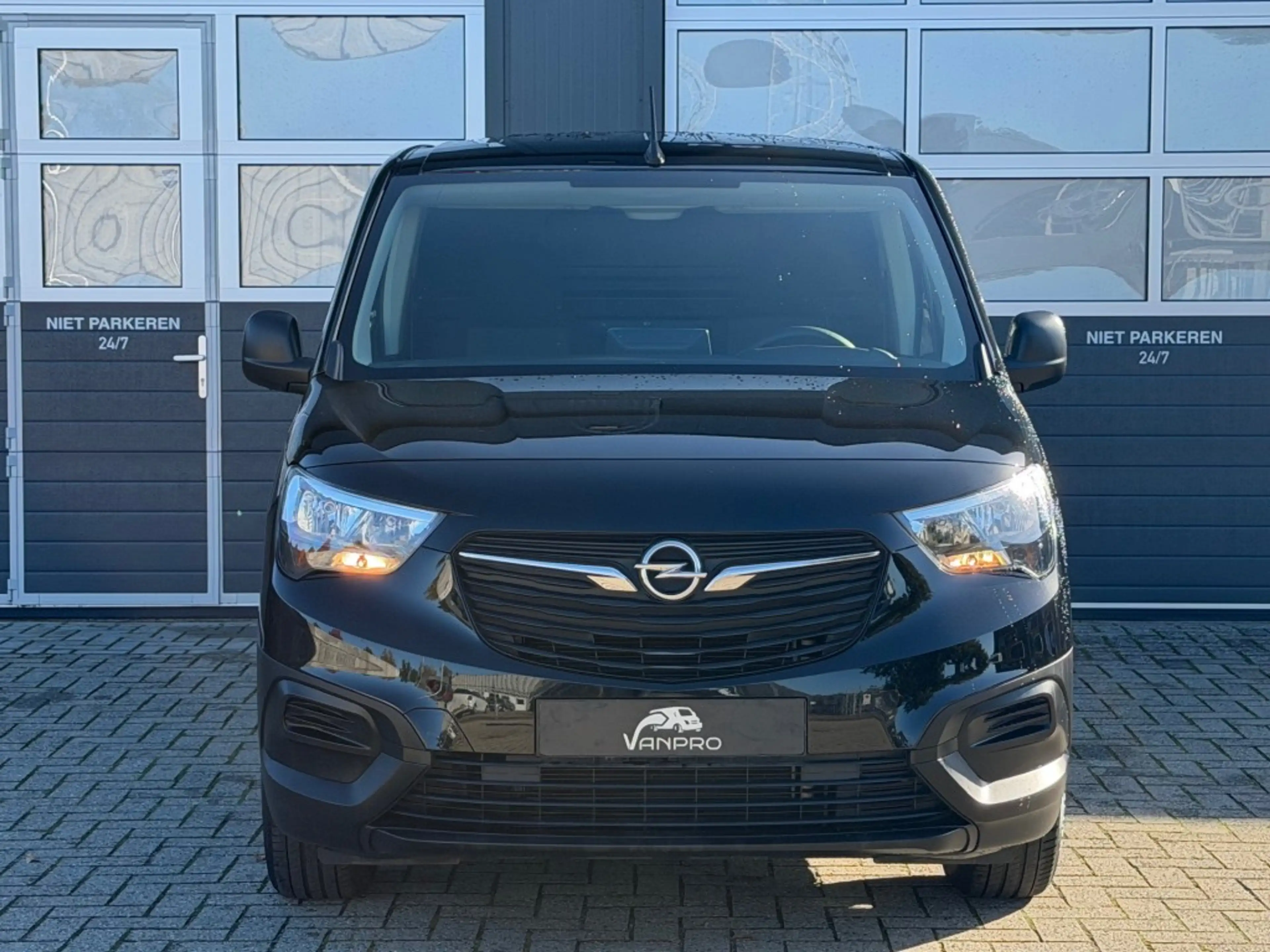 Opel Combo-e 136PK Electric 50kWh Snelladen 275km WLTP / Multim — photo 6