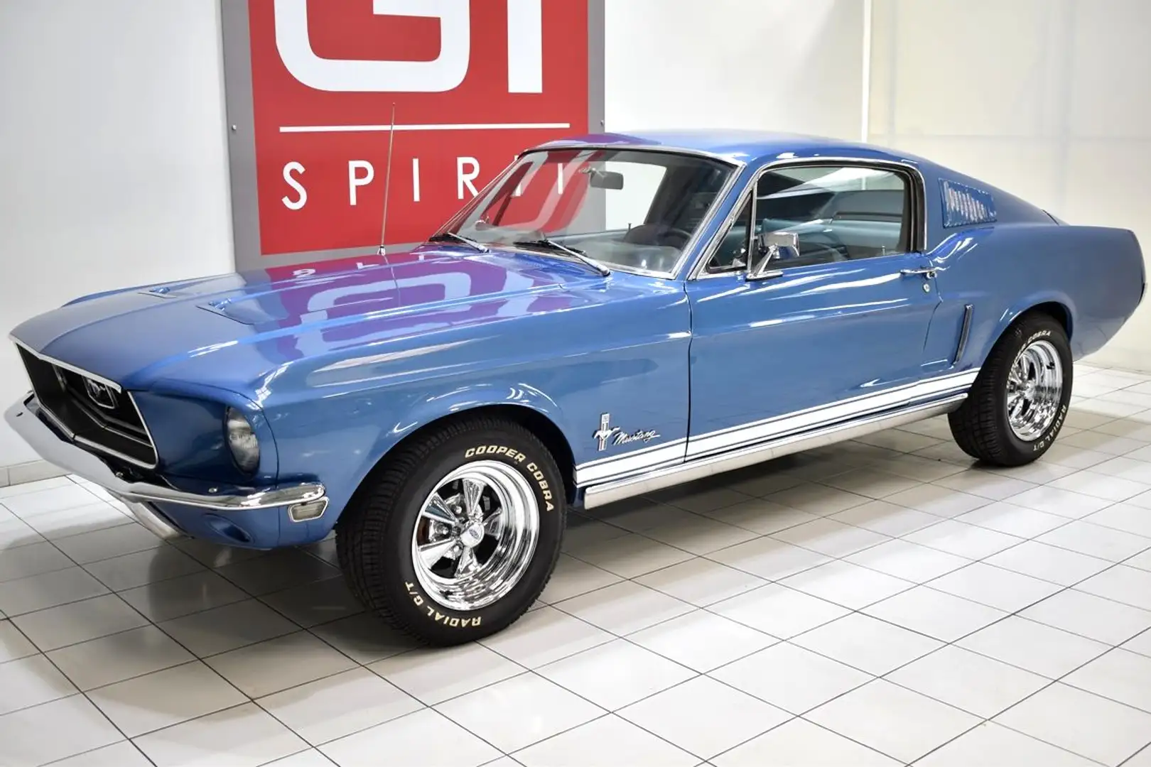 Ford Mustang FORD  Mustang Fastback 289 Ci Bleu - 1