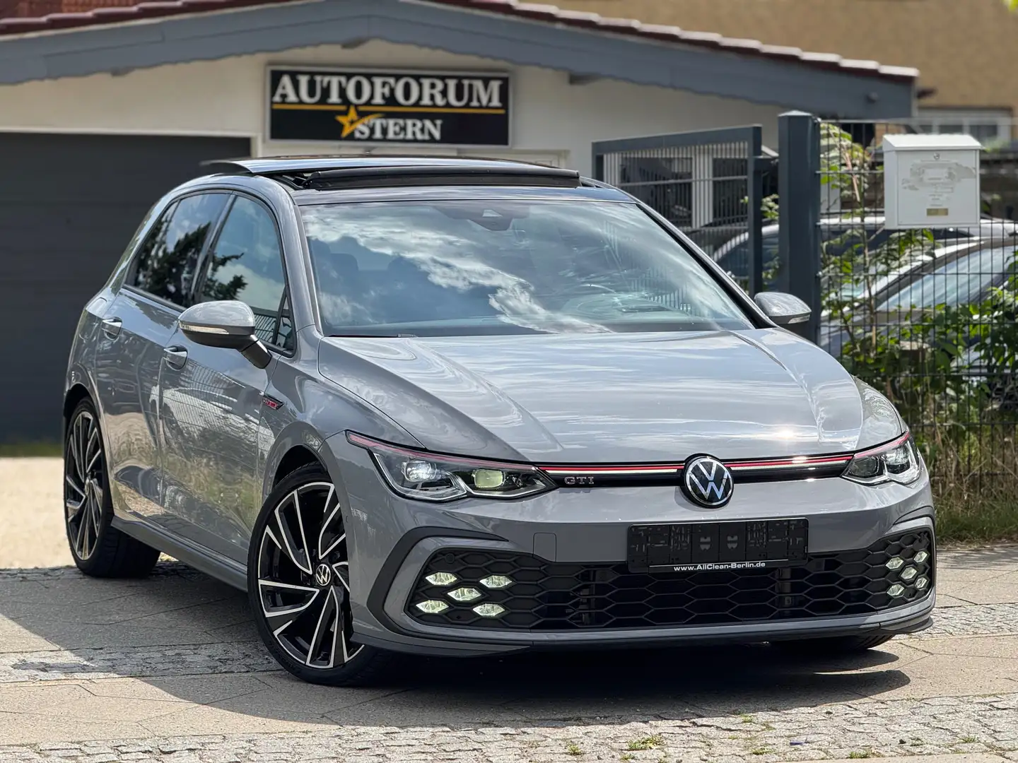 Volkswagen Golf GTI Gris - 1