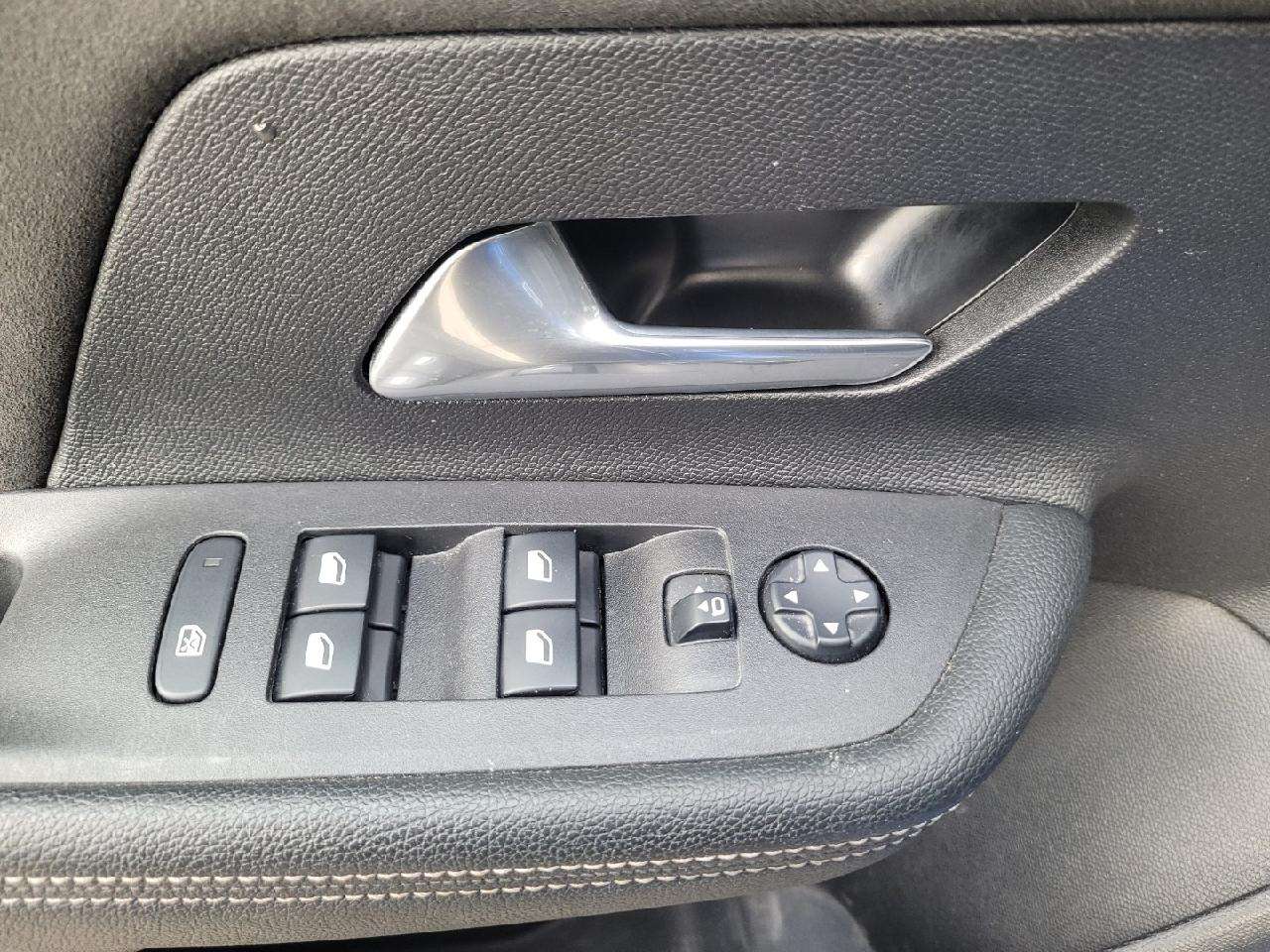 Opel Mokka E