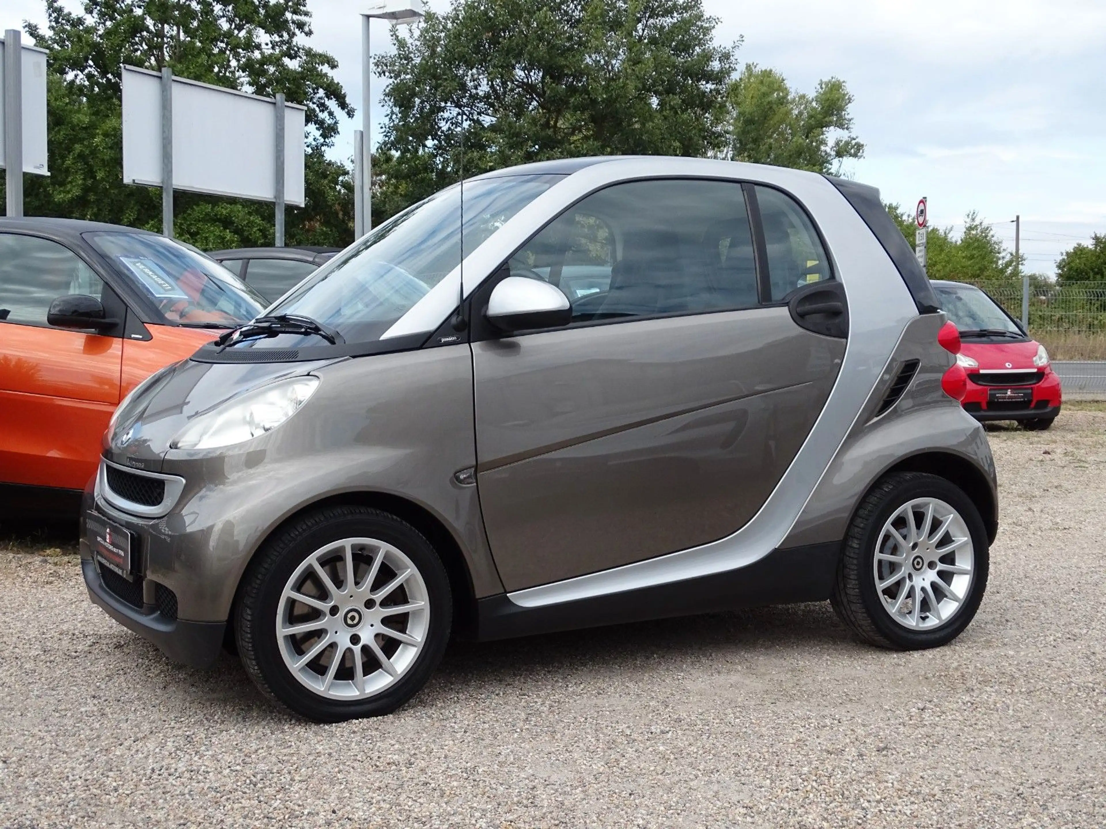 smart forTwo Turbo PASSION *Servo*Klima*Sitzhzg*Alu* — photo 2