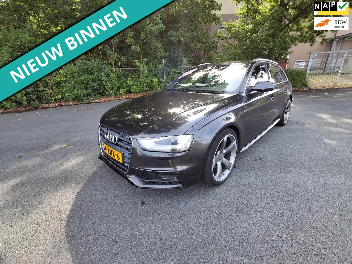 Audi A4 Avant 1.8 TFSI S Edition NETTE AUTO RIJDT EN SCHAK Grijs - 1