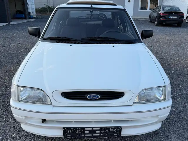 Ford Escort Escort Fun