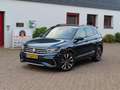 Volkswagen Tiguan 1.5 TSI 150pk DSG R-Line Business+/ Facelift model Bleu - thumbnail 46
