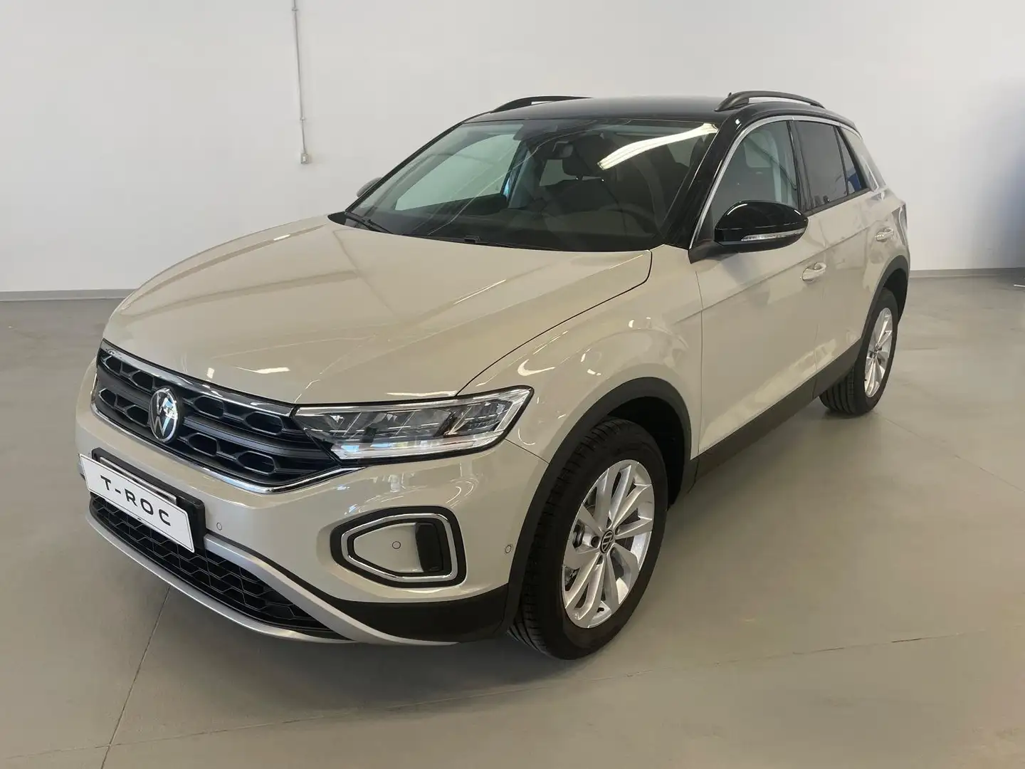 Volkswagen T-Roc 1.0 BENZINA 115cv. EDITION PLUS , PREZZO REALE Gris - 1