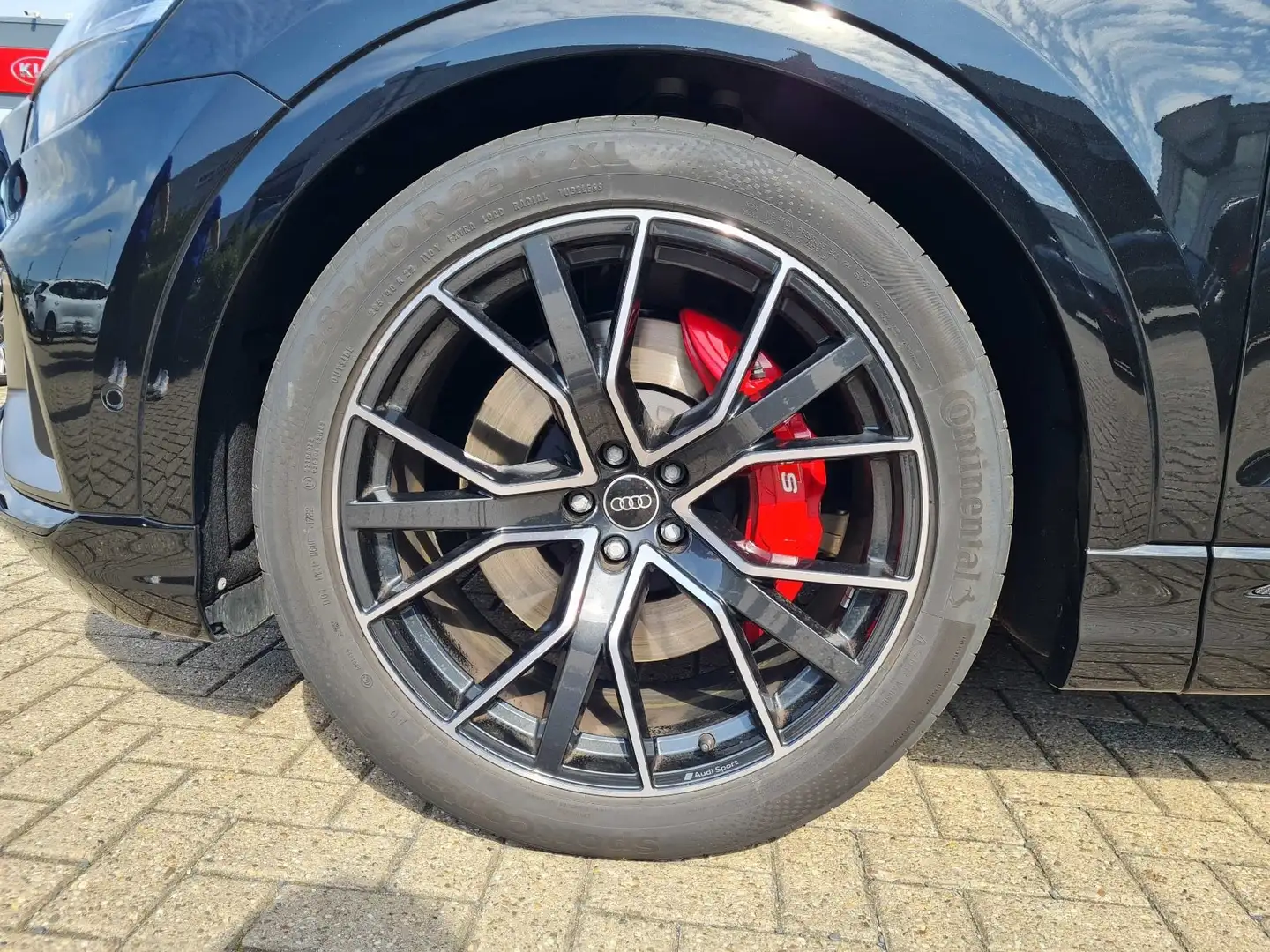 Audi SQ8 (4MN) 4.0 TFSI quattro competition plus Schwarz - 2