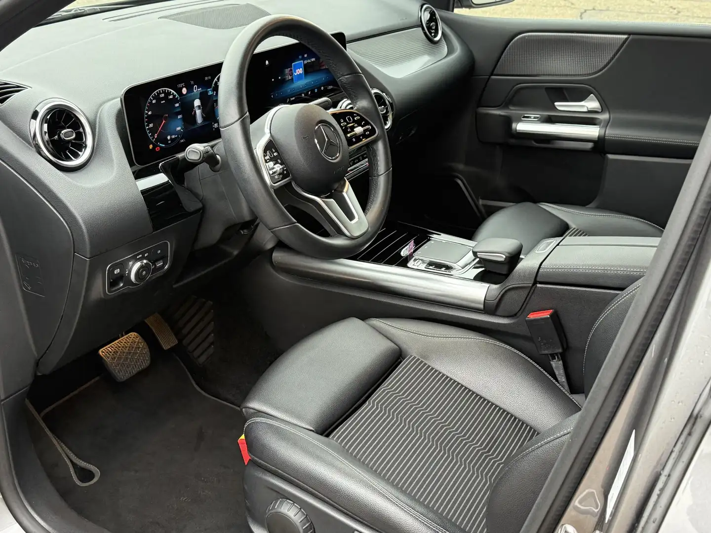 Mercedes-Benz B 180 B Gris - 2