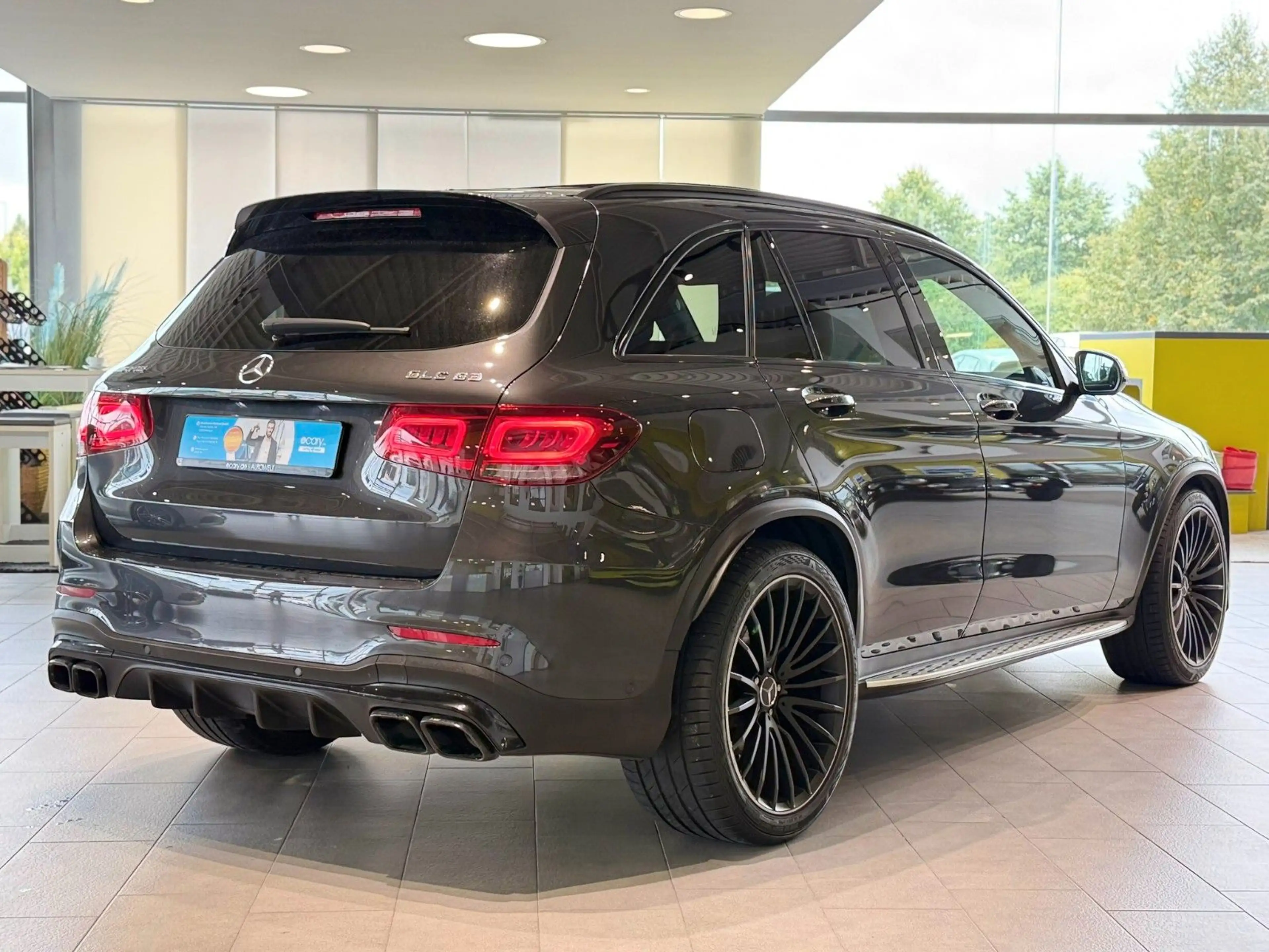 Mercedes-Benz GLC 63 AMG 4Matic*Night-Paket*Ambiente*Pano.*HUD — photo 6