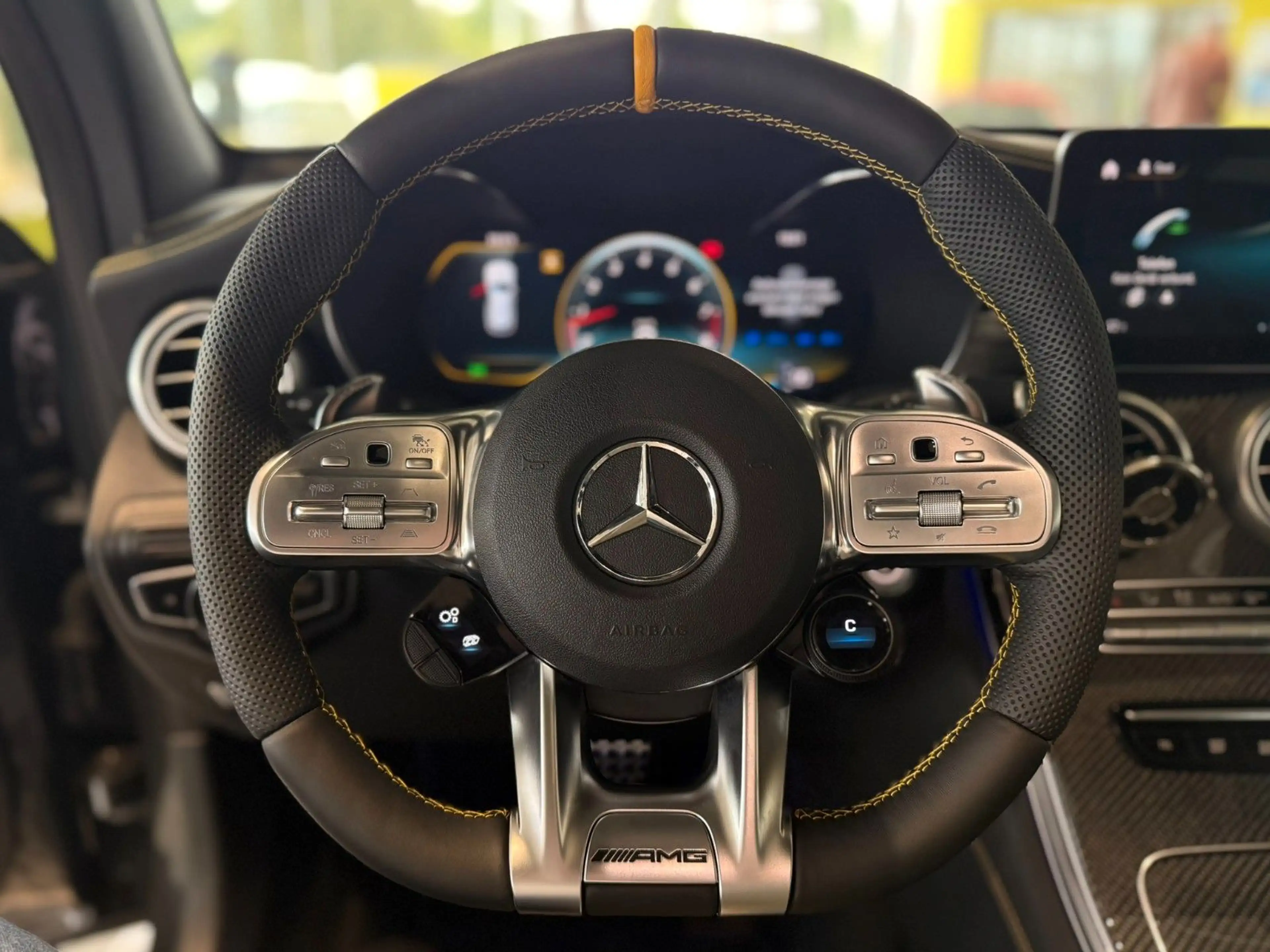 Mercedes-Benz GLC 63 AMG 4Matic*Night-Paket*Ambiente*Pano.*HUD — photo 15