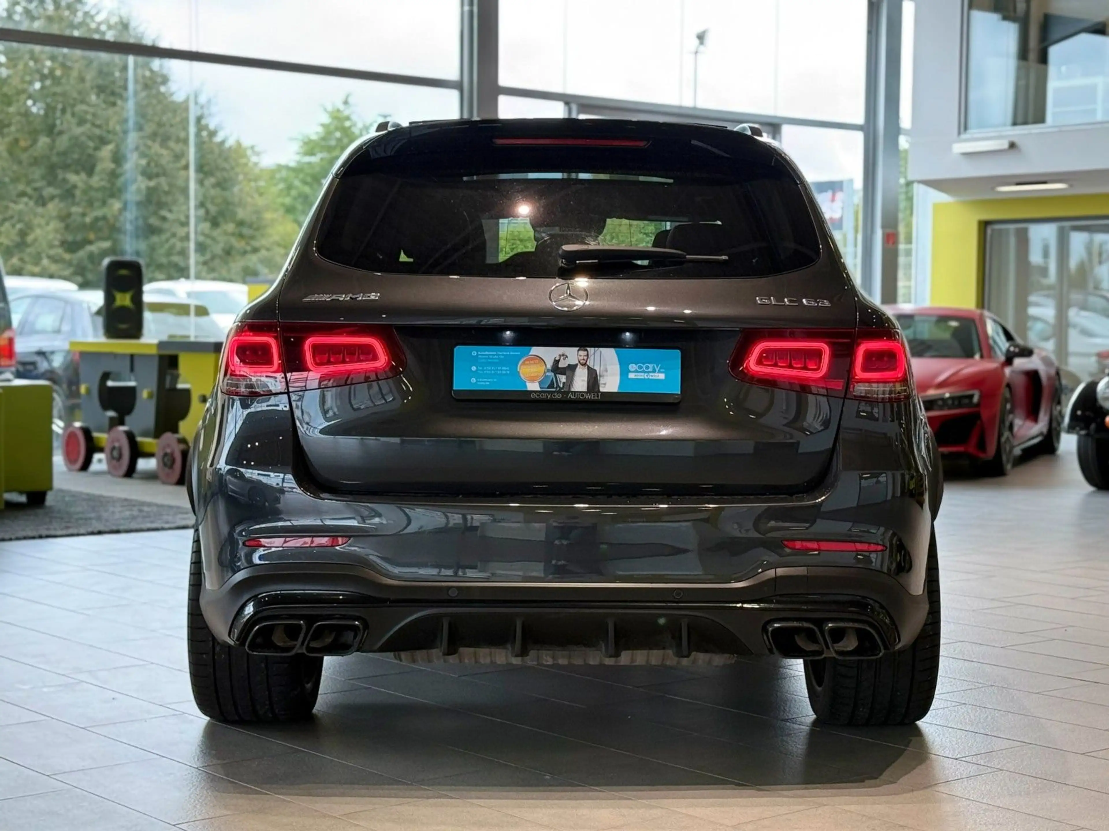 Mercedes-Benz GLC 63 AMG 4Matic*Night-Paket*Ambiente*Pano.*HUD — photo 4