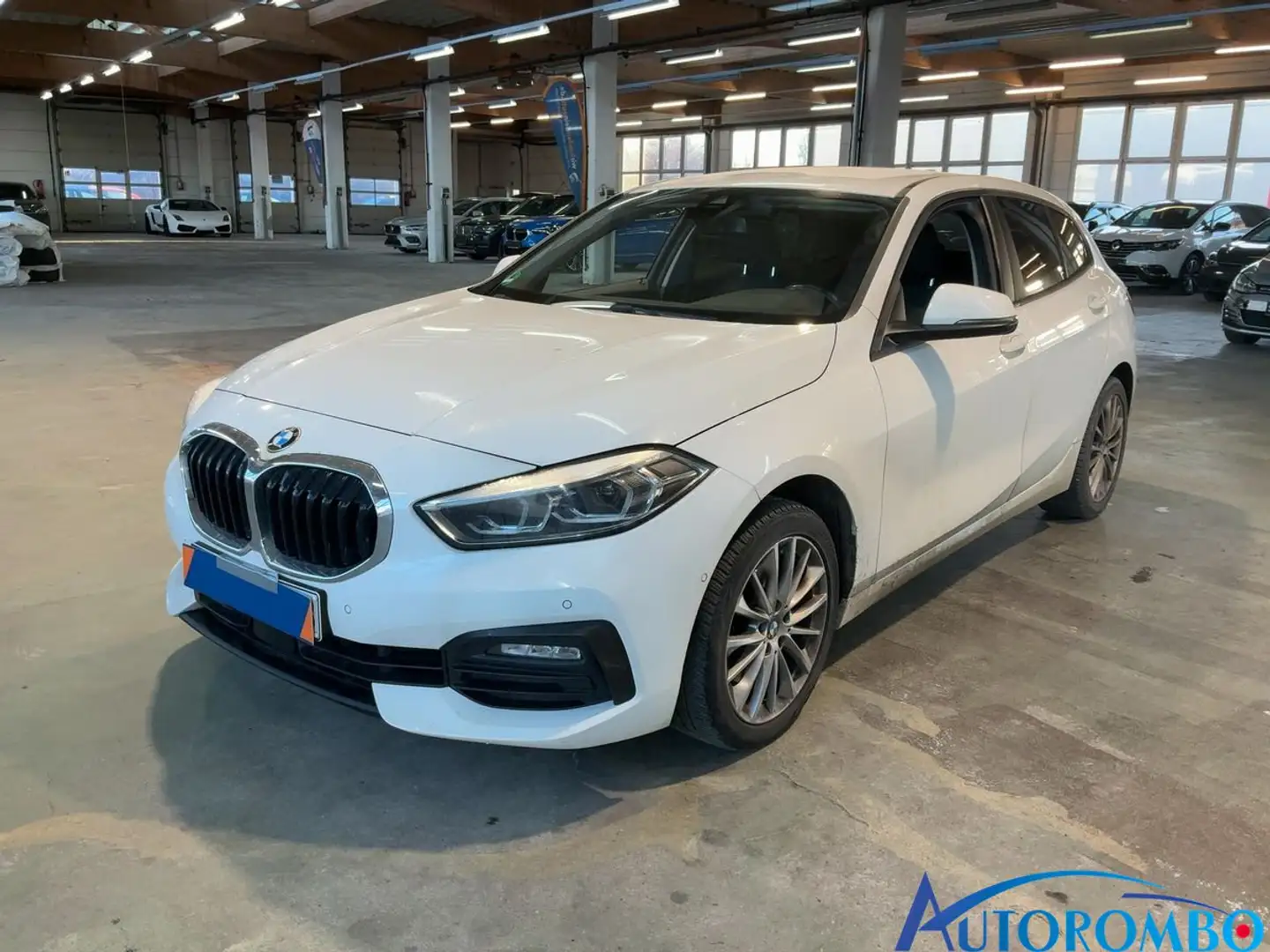 BMW 118 118d 5p. Advantage - 1