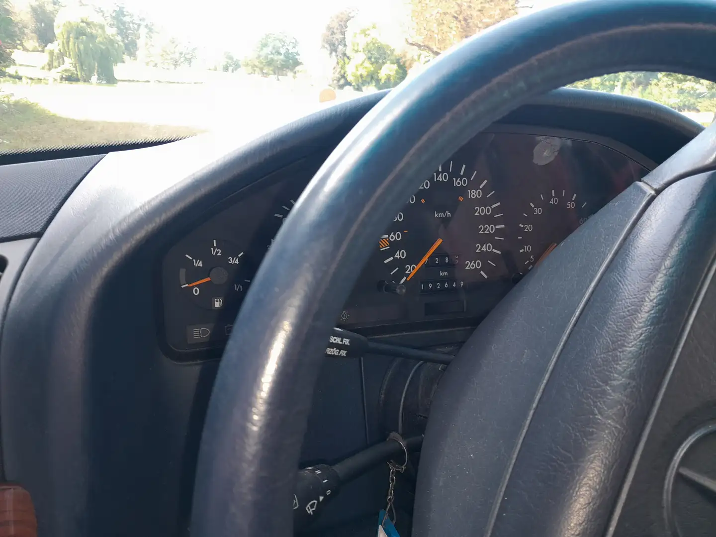 Mercedes-Benz 300 300 E A - 2