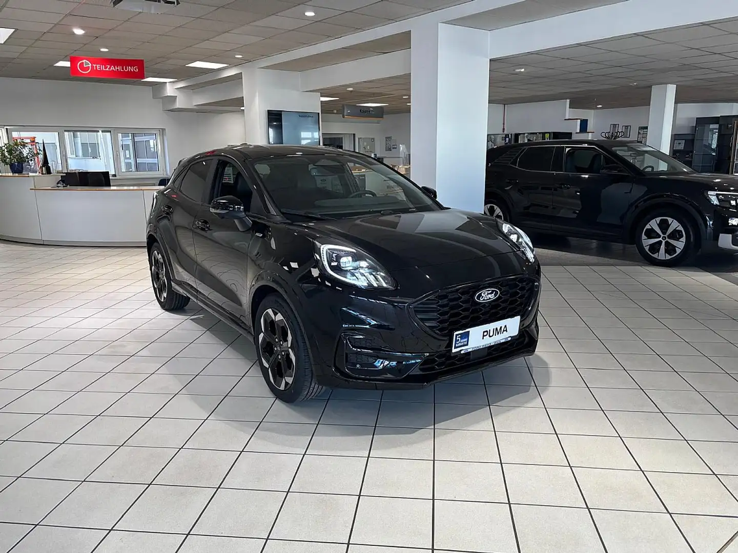 Ford Puma 1,0 EcoBoost Hybrid ST-Line X Aut. Schwarz - 1