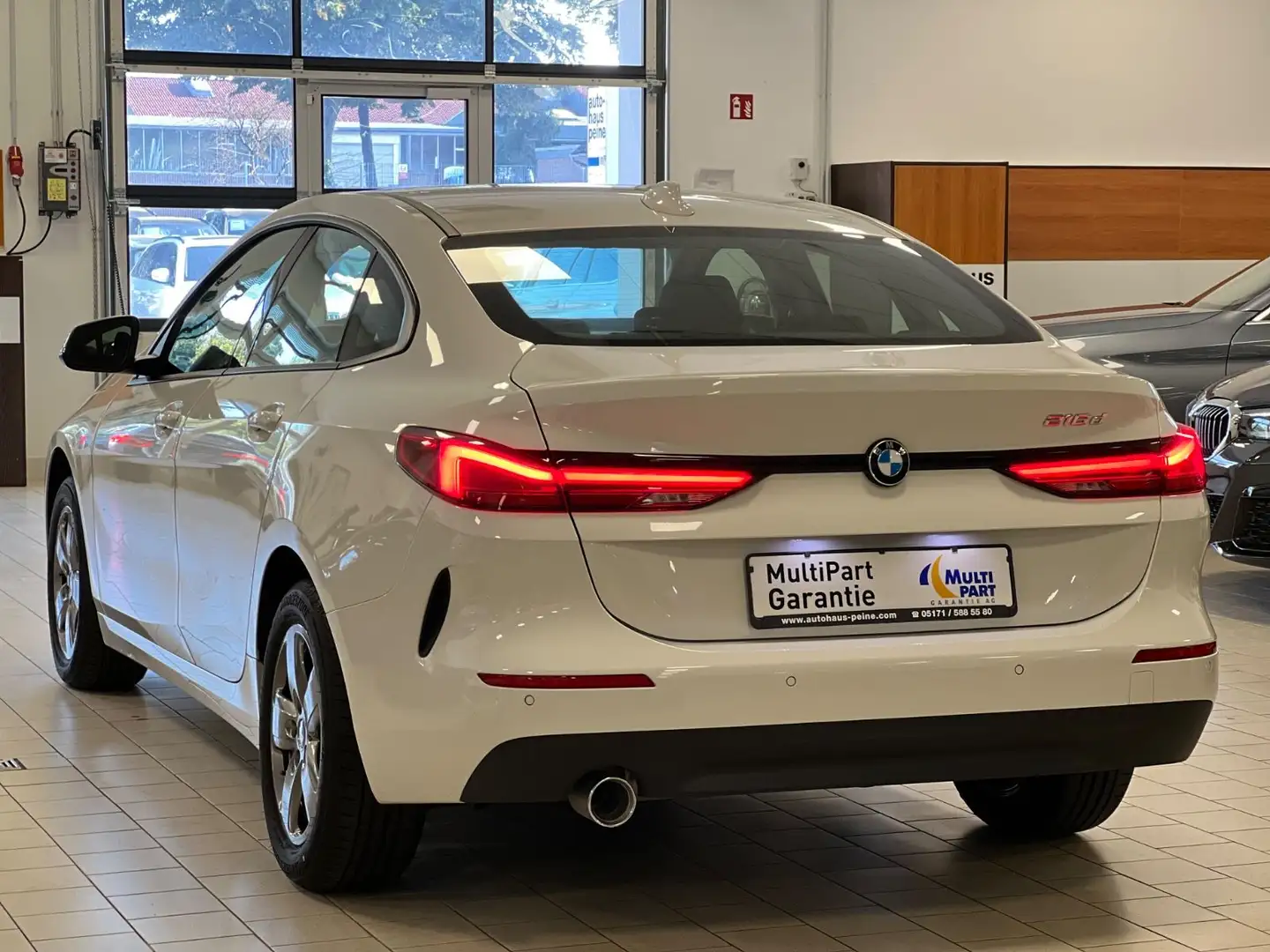 BMW 216d Gran Coupe Advantage Aut/Navi/Tempomat Blanc - 2