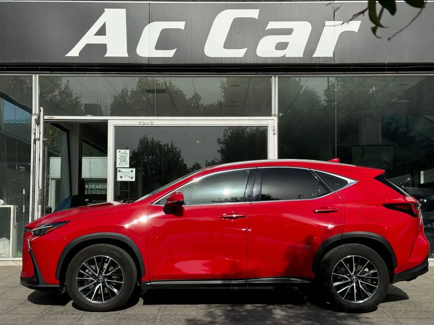 Lexus NX 350h Business City 2WD Piros - 1