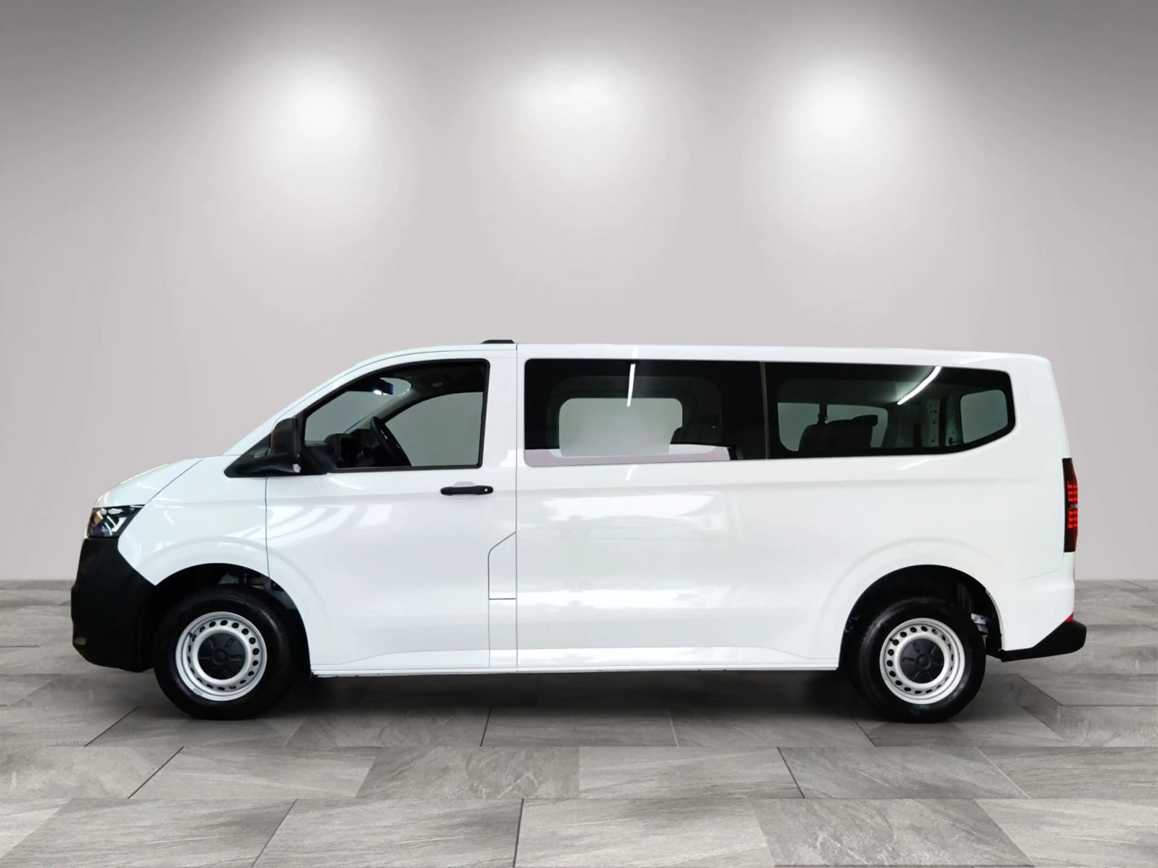 Volkswagen T7 Kombi e-Transporter T7 Kombi LR 8-Sitz/5J.Garantie — photo 4