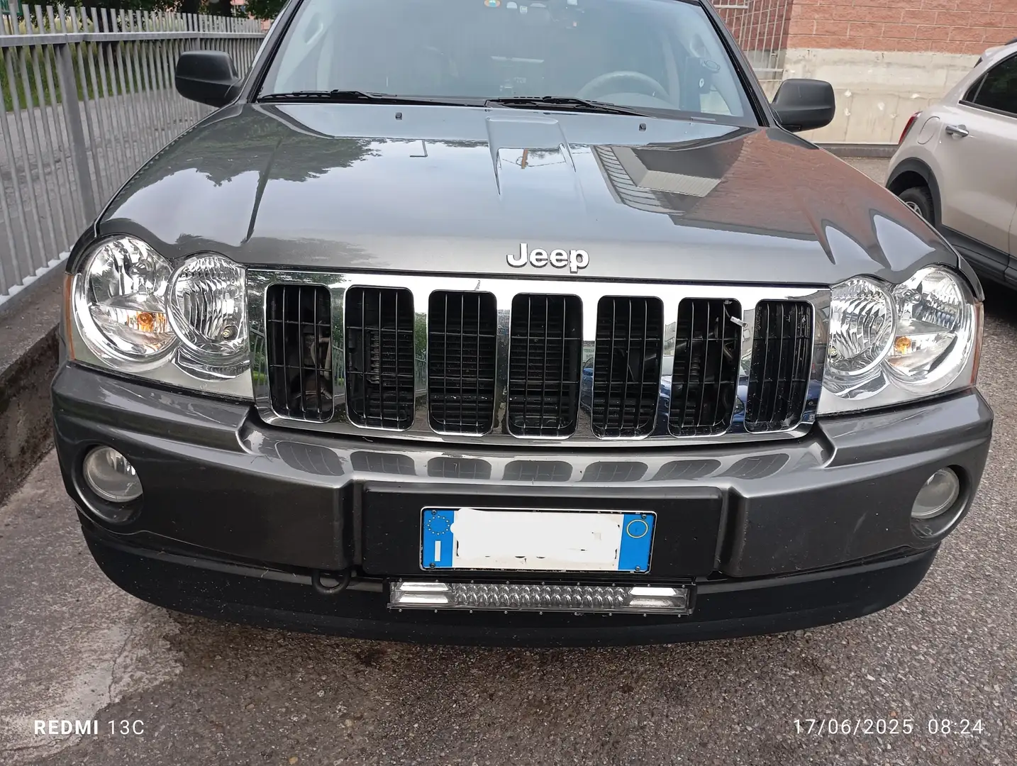 Jeep Grand Cherokee Grand Cherokee 2.5 td Laredo Gri - 2