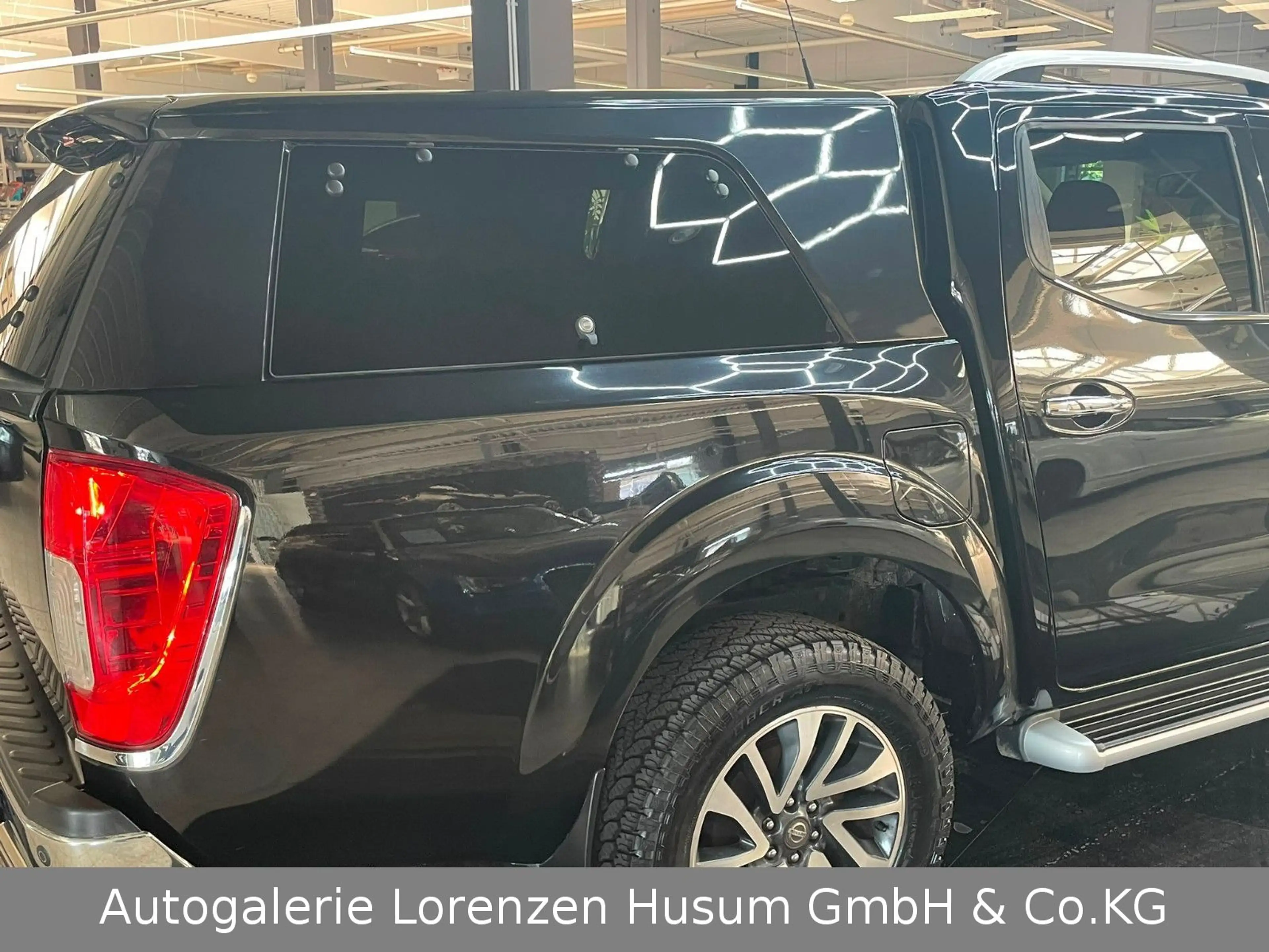 Nissan Navara NP300 Double Cab 4x4 Netto Export 21500€ — photo 6