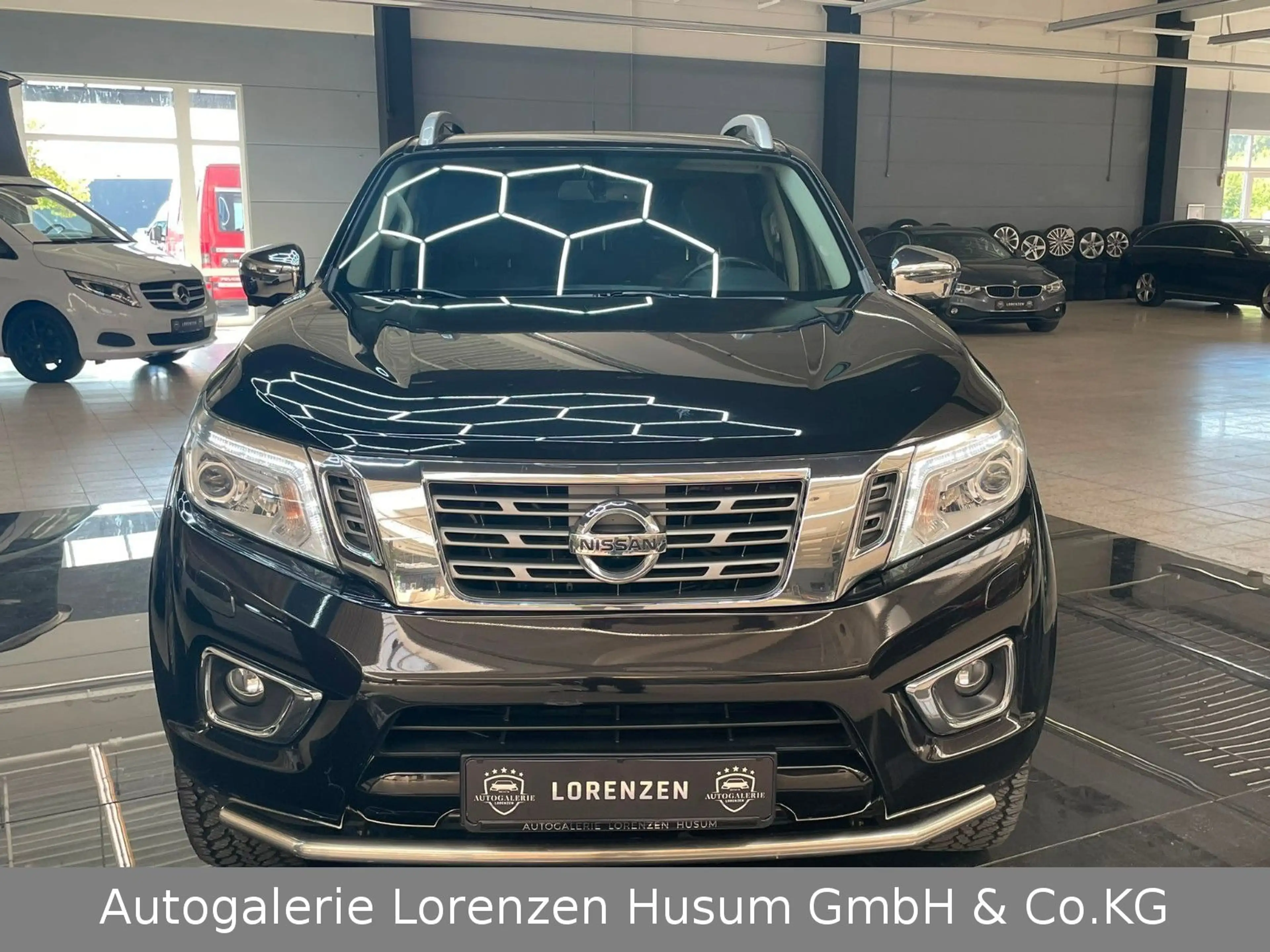 Nissan Navara NP300 Double Cab 4x4 Netto Export 21500€ — photo 3