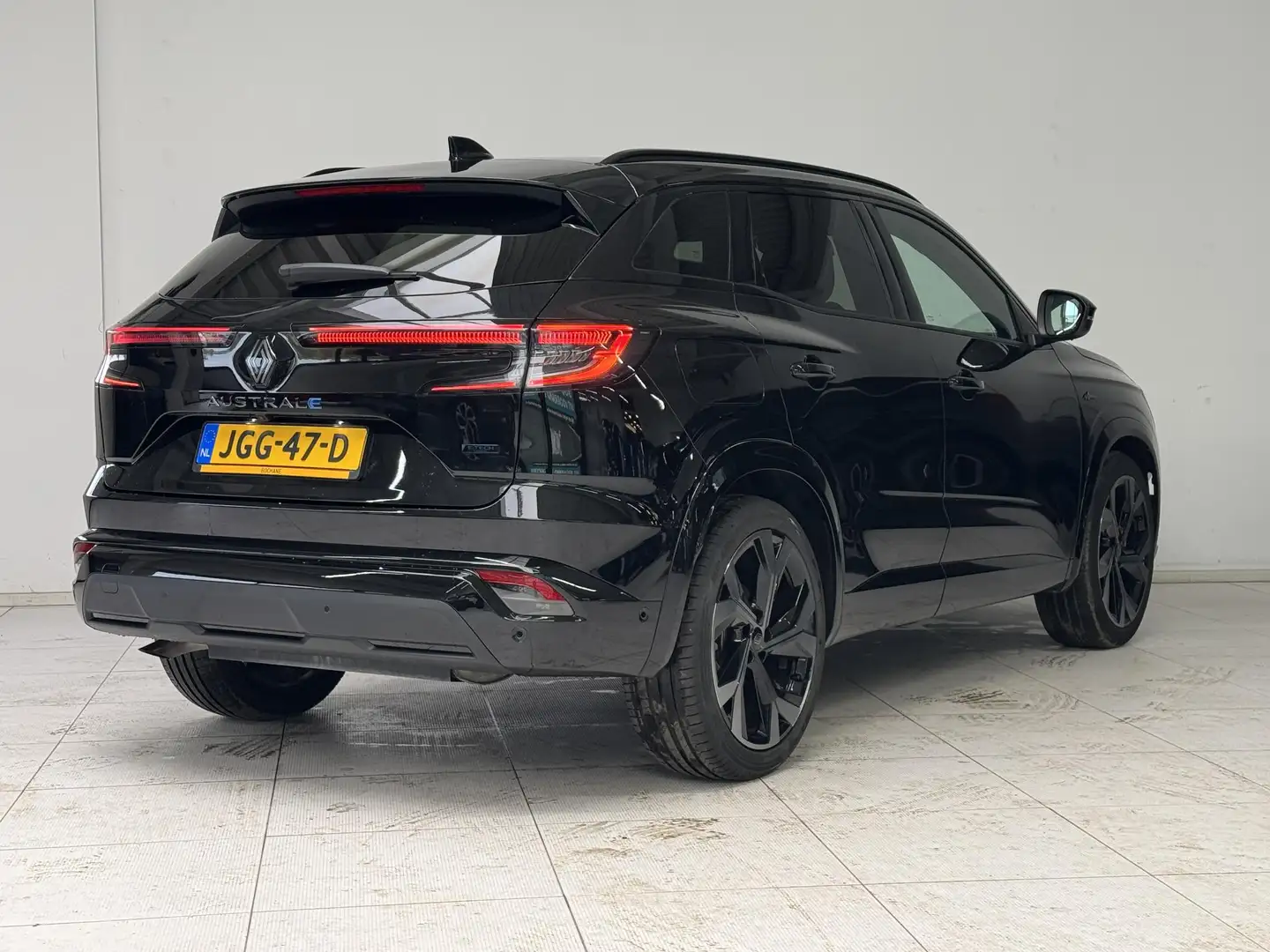 Renault Austral 1.2 E-Tech full hybrid 200 techno esprit Alpine | Noir - 2