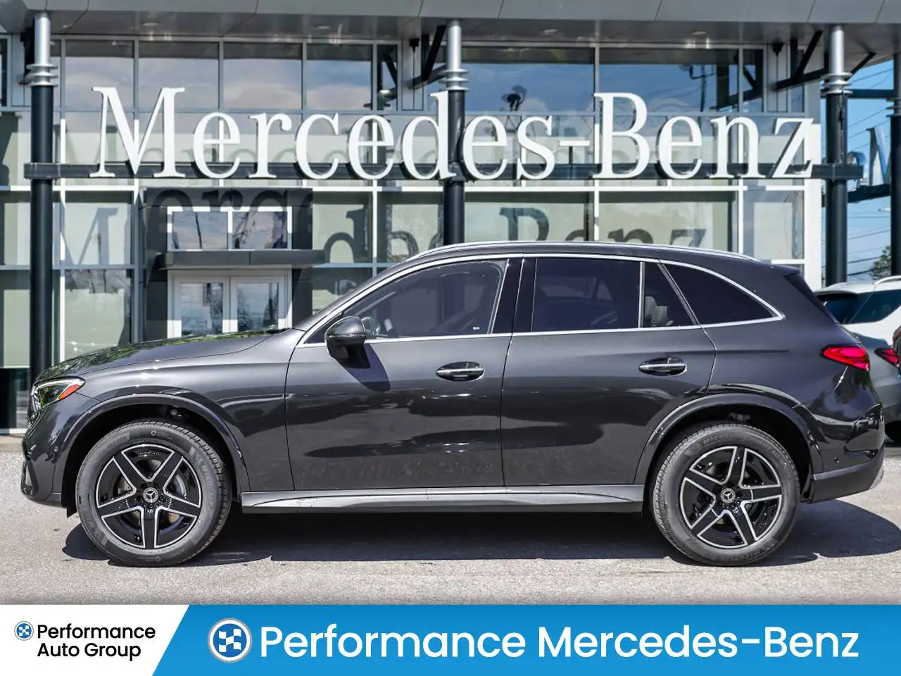 Mercedes-Benz GLC снимка Mercedes-Benz GLC
