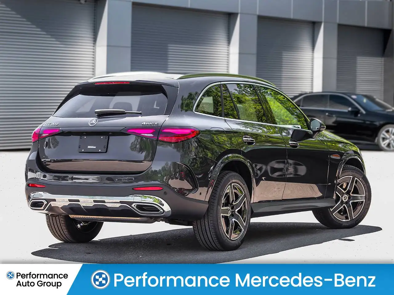 Mercedes-Benz GLC снимка Mercedes-Benz GLC