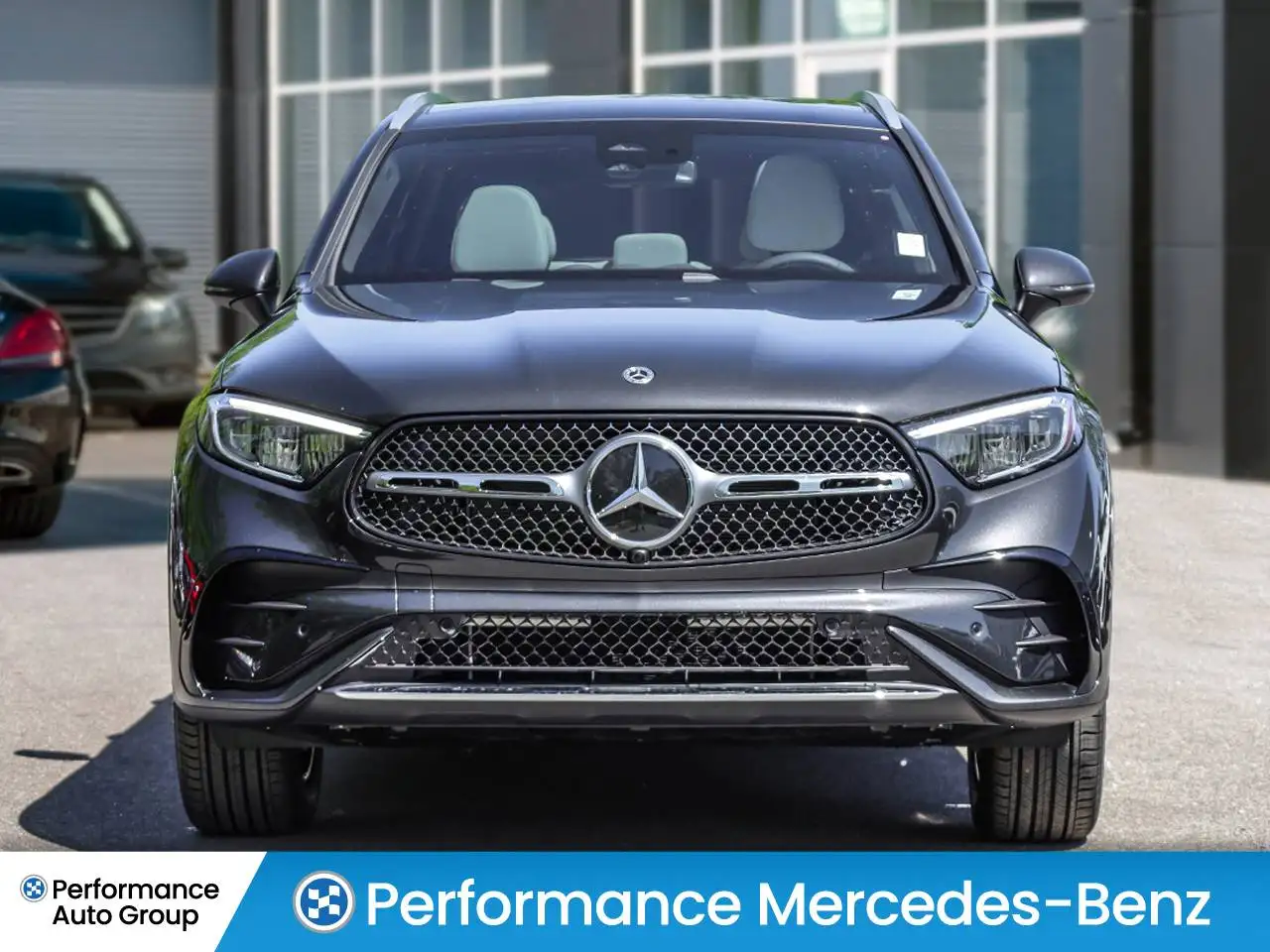 Mercedes-Benz GLC снимка Mercedes-Benz GLC