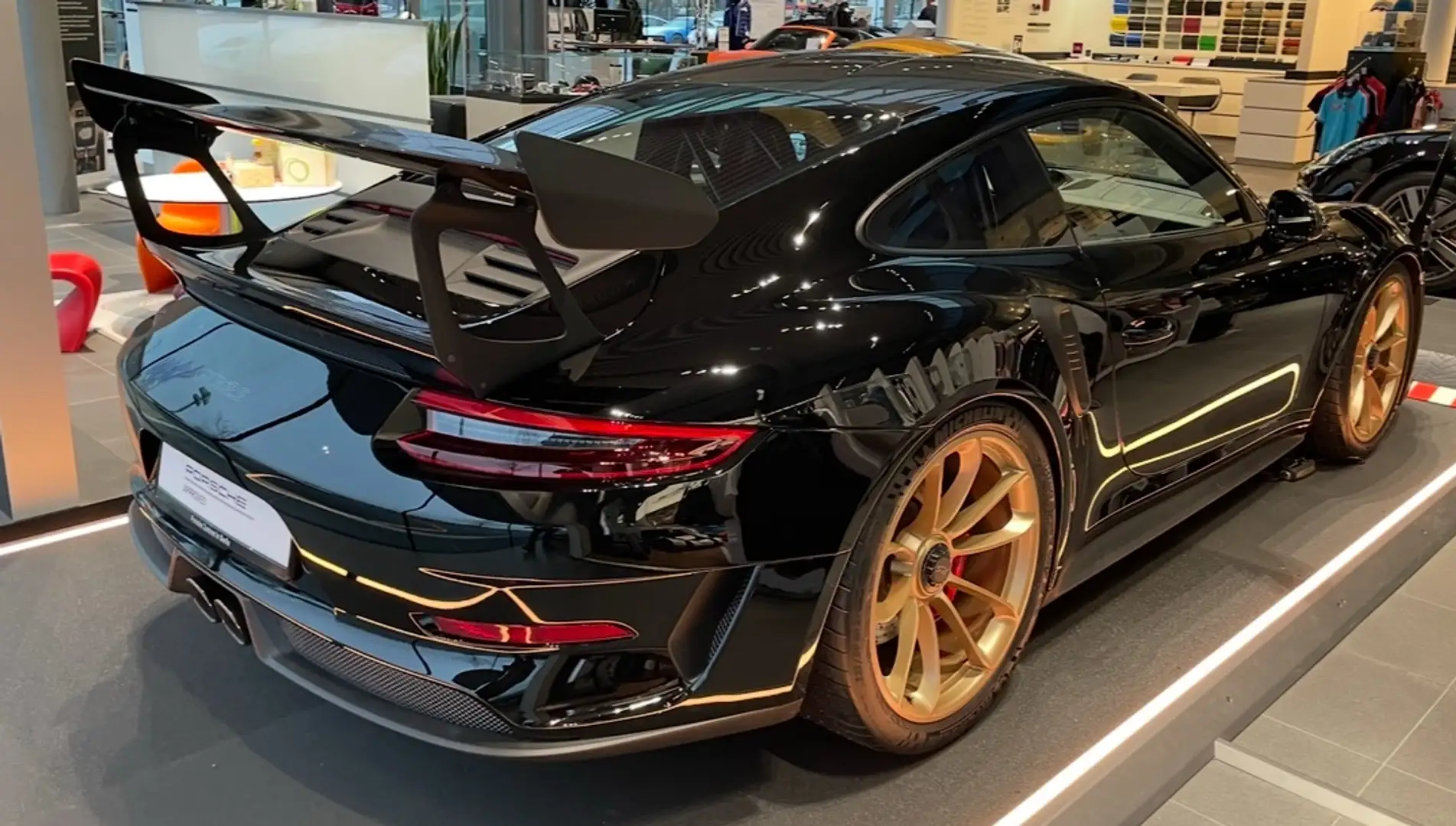Porsche 991 Gt3 rs Weissach-Paket Černá - 2
