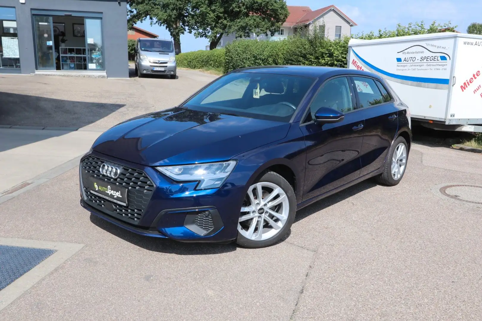 Audi A3 Sportback 30 TFSI LED PDC ACC SHZ MFL DAB Blau - 1