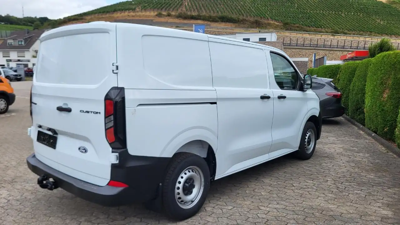 Ford Transit Custom 2026 — фото 6