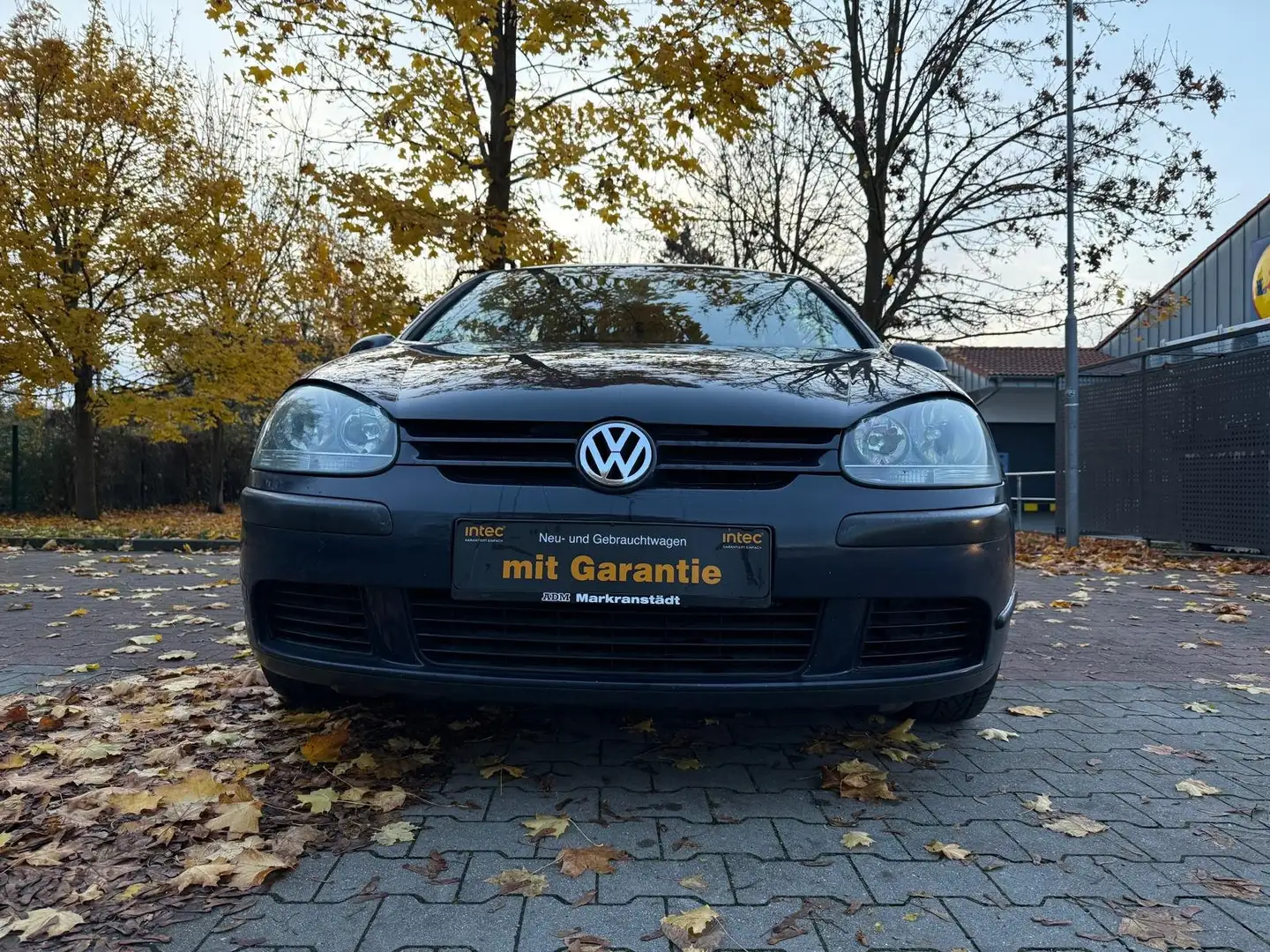 Volkswagen Golf Trendline Blau - 1