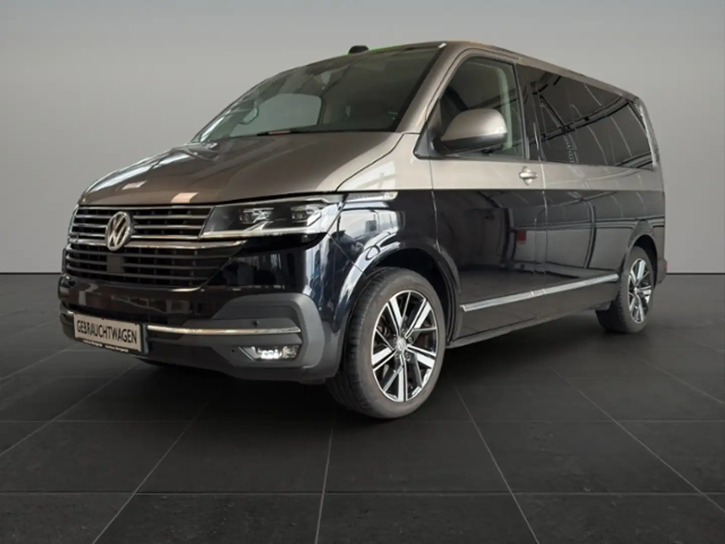Volkswagen T6.1 Multivan Comfortline Generation Six 2.0 TDI DSG 4-motion Schwarz - 2