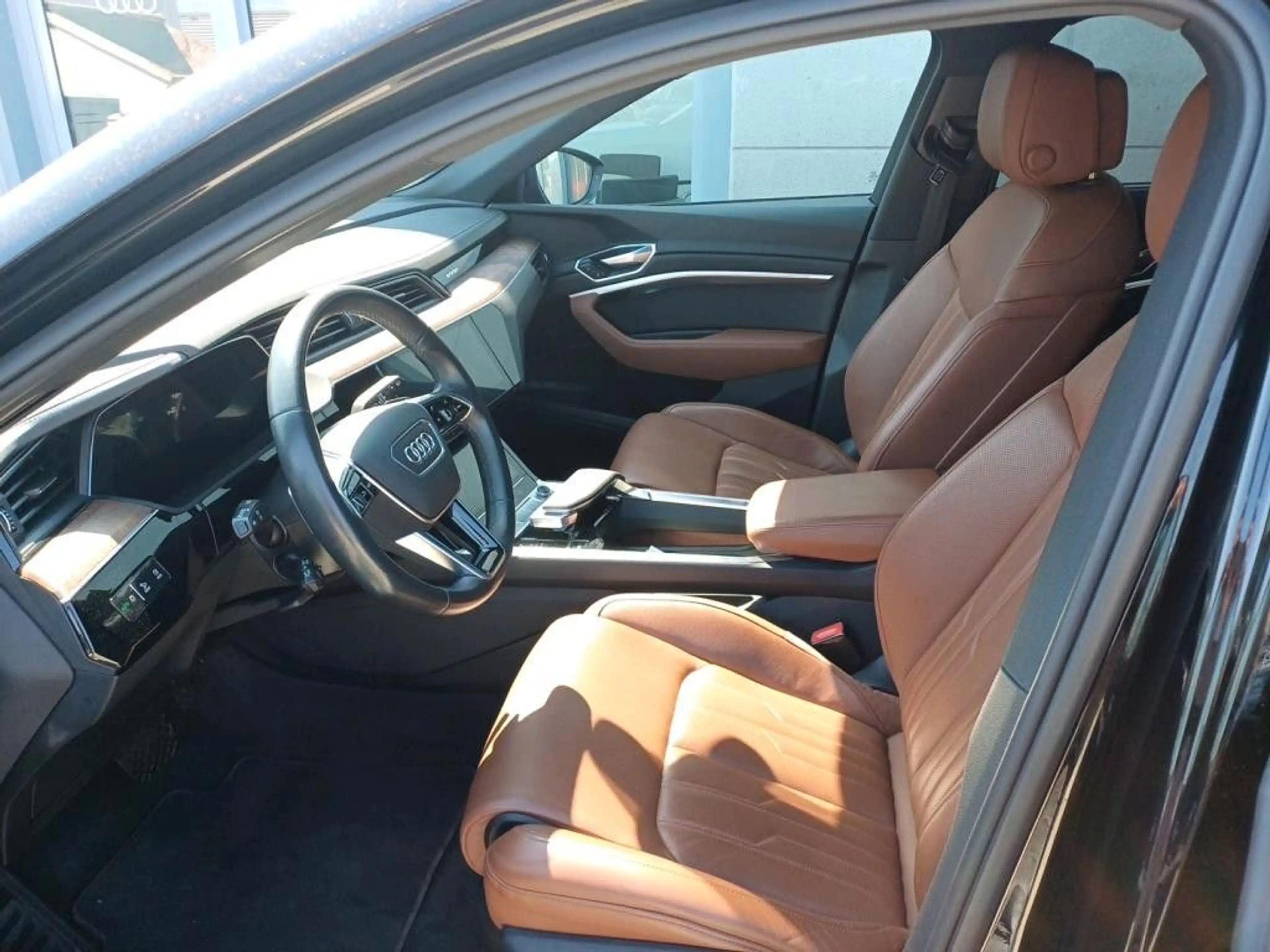 Audi e-tron E-tron 55 Quattro S-Line*MASSAGE*HuD*BLACK* — photo 9