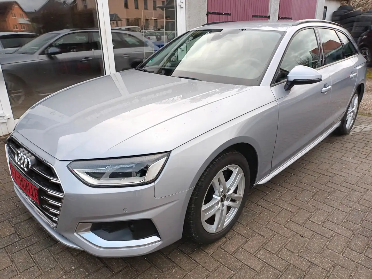 Audi A4 AVANT 35 TDI ADVANCED S-TRONIC GARANTIE 02/26 Argent - 1