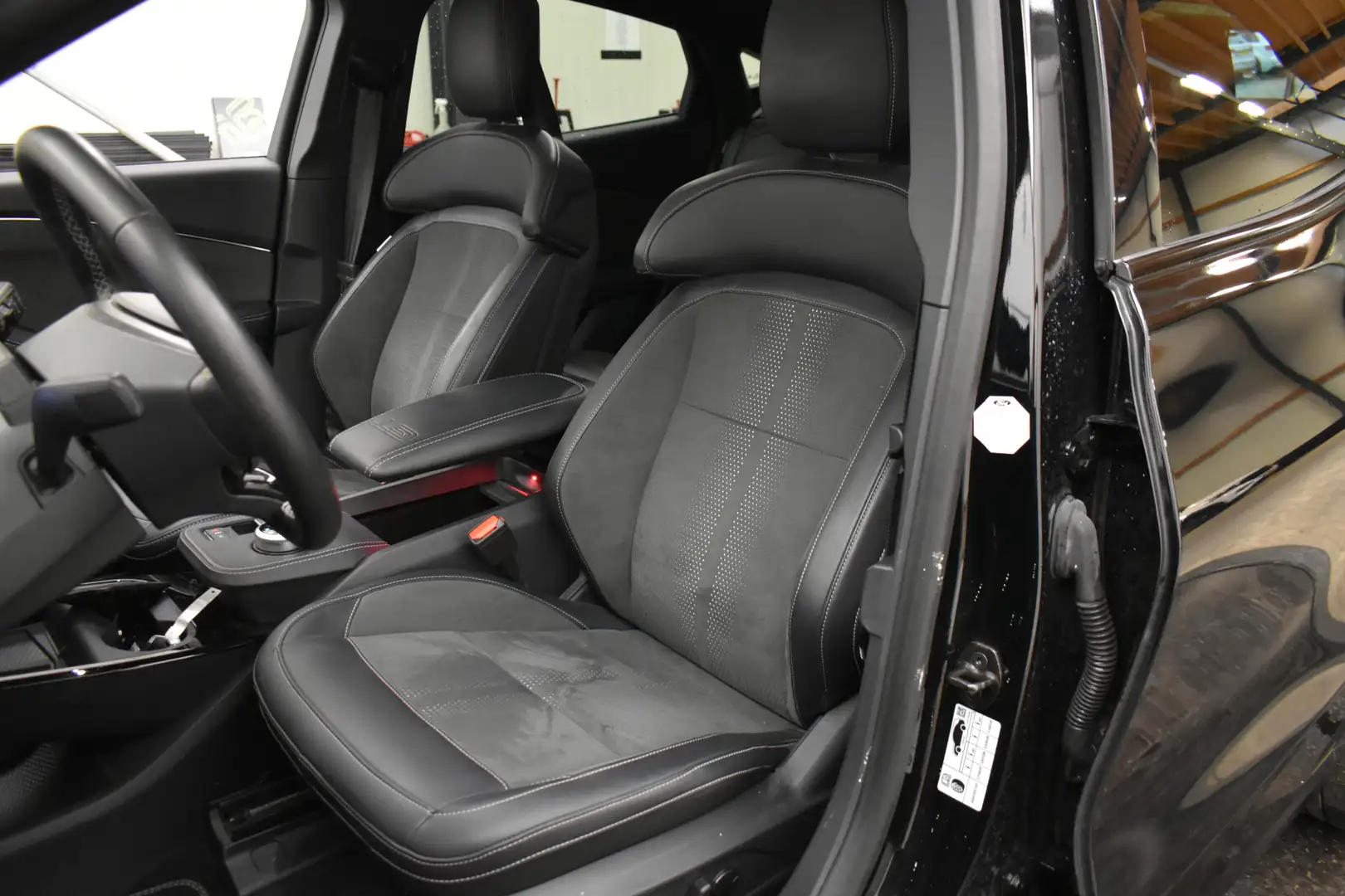 Ford Mustang Mach-E GT Extended AWD 98 kWh 97% SHO 487PK Pano B&O 360° Noir - 2