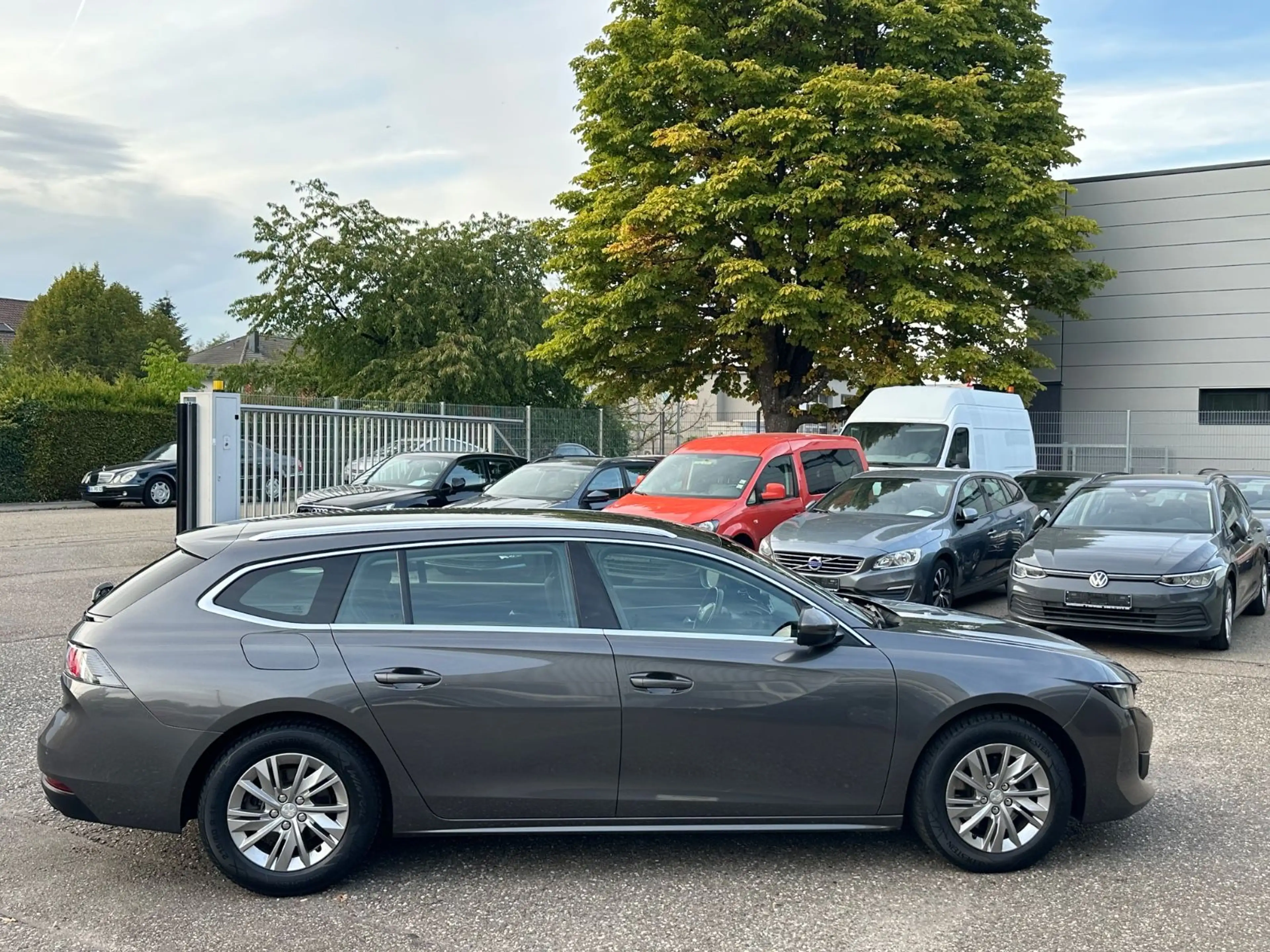 Peugeot 508 1.5 HDi SW Active VIRTUAL DAB NAVI ALU PTC** — photo 4
