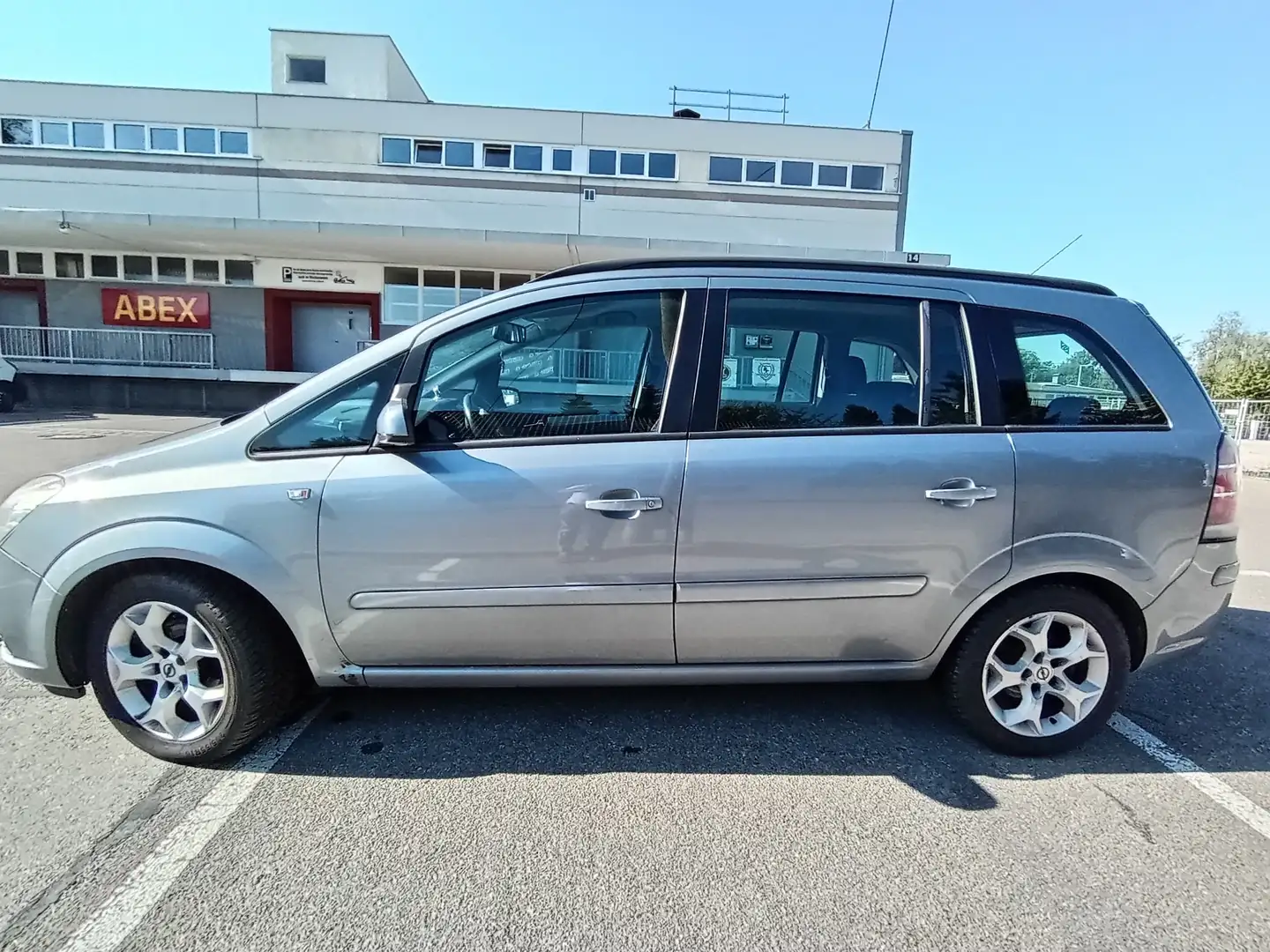 Opel Zafira Zafira 1.8 Edition Grau - 2