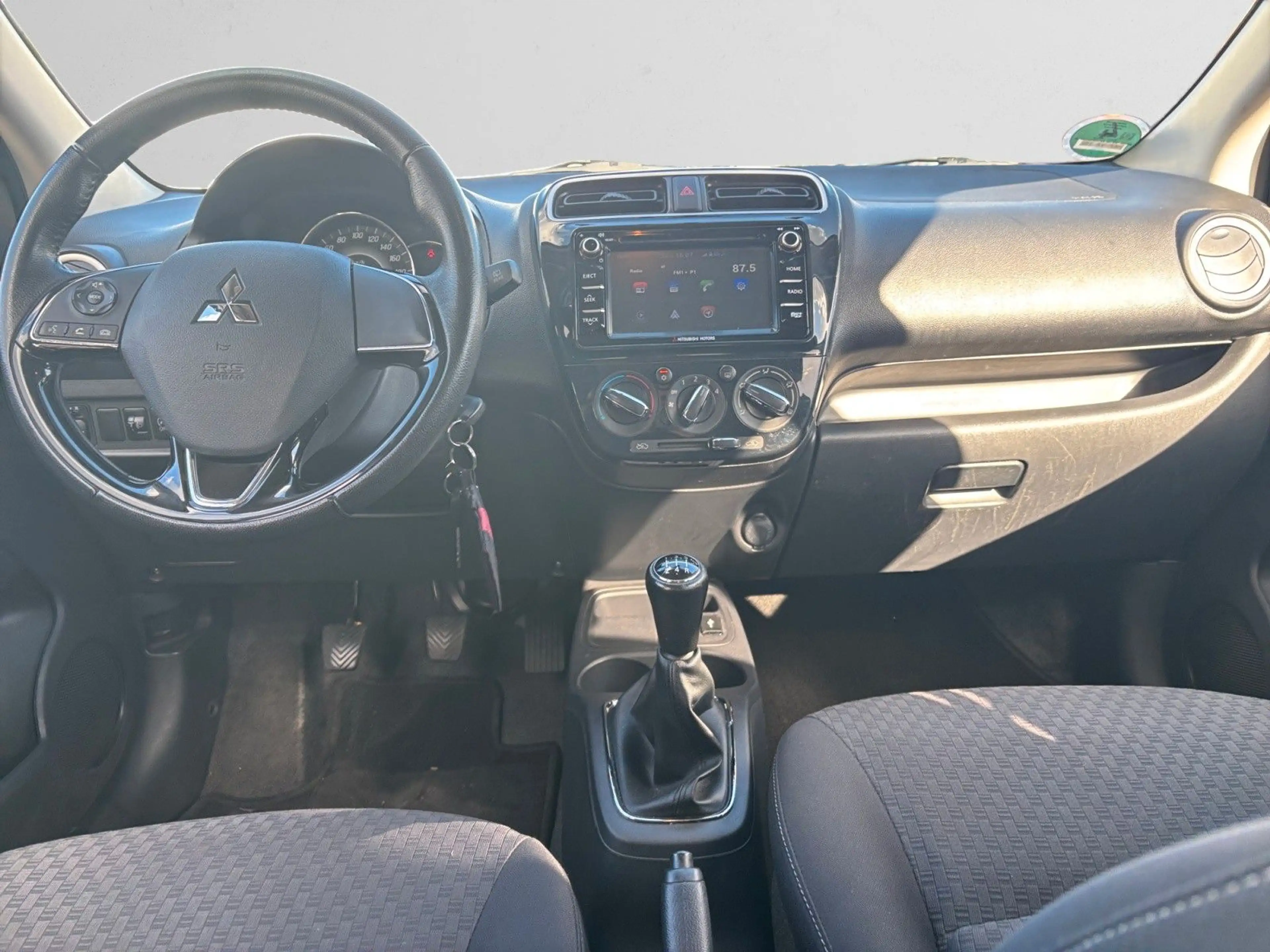 Mitsubishi Space Star Edition 100+ — photo 10