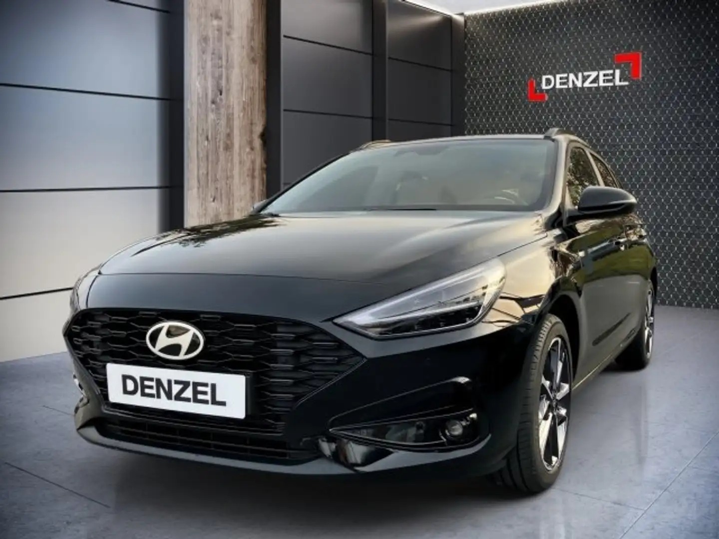 Hyundai i30 Kombi - PD GO Plus 1.5 DPI Schwarz - 2