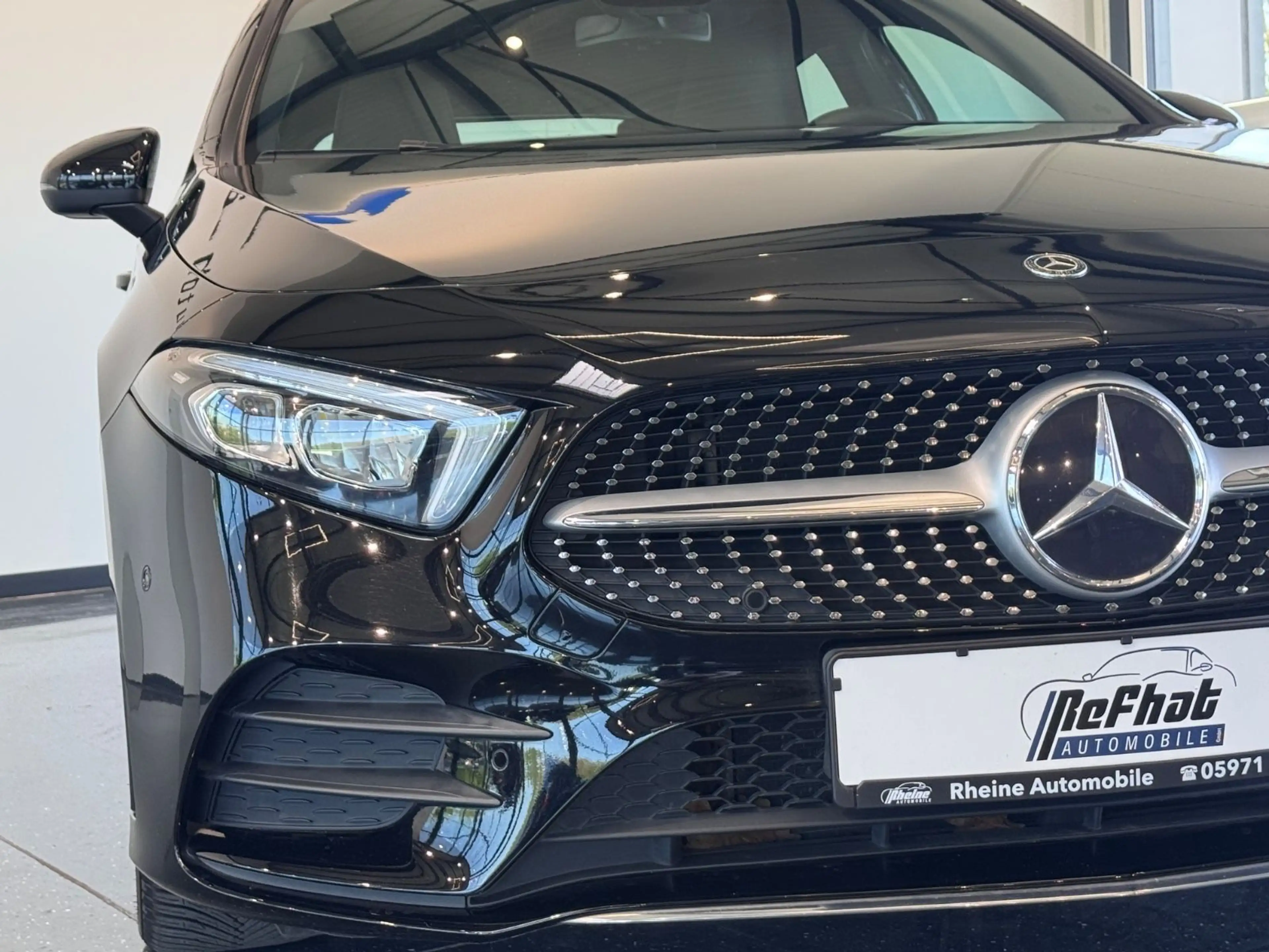 Mercedes-Benz A 180 A180 AMG-LINE*MULTIBEAM*WIDESCREEN*AMBIENTE*LED* — photo 6