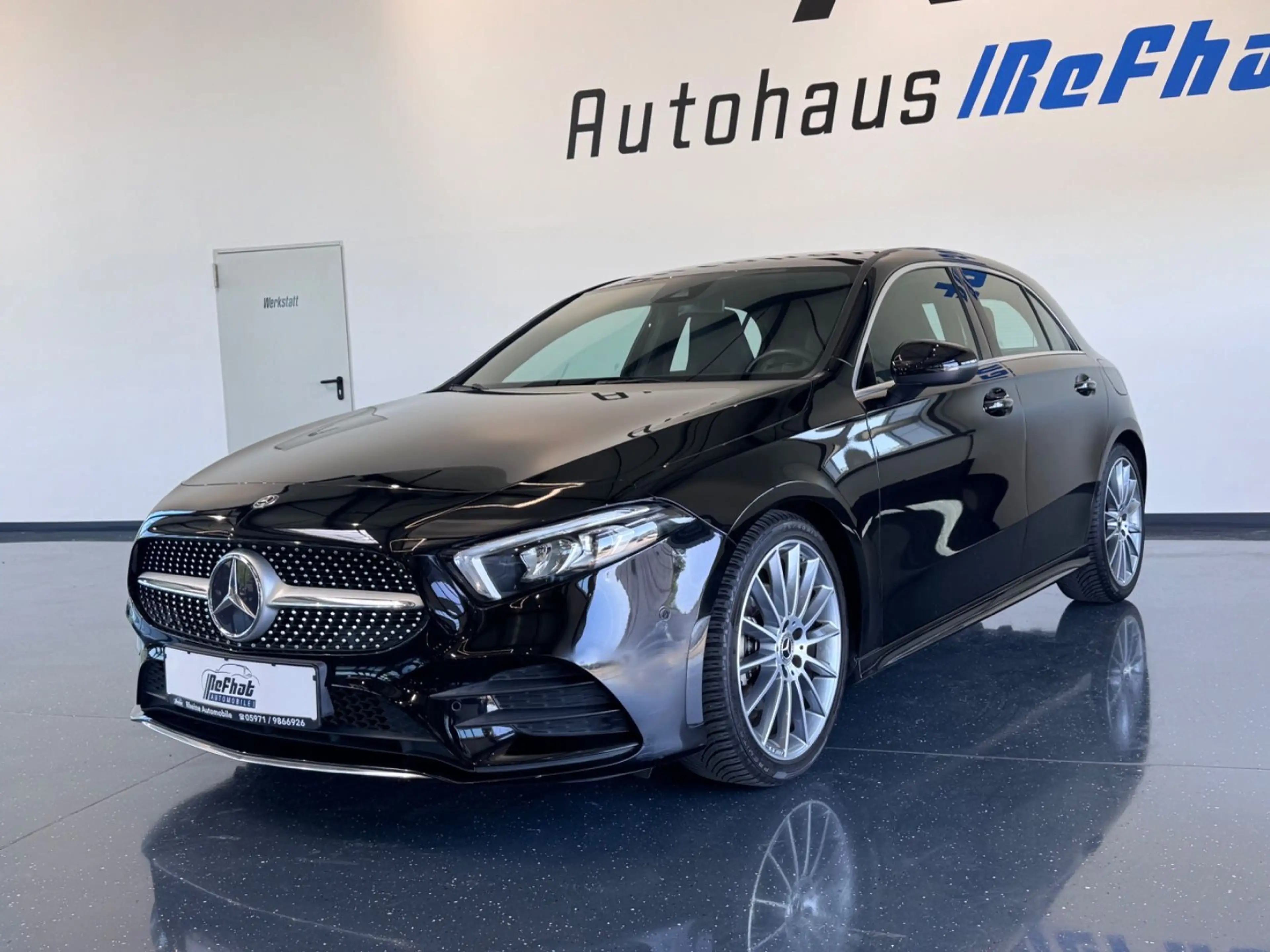 Mercedes-Benz A 180 A180 AMG-LINE*MULTIBEAM*WIDESCREEN*AMBIENTE*LED* — photo 3