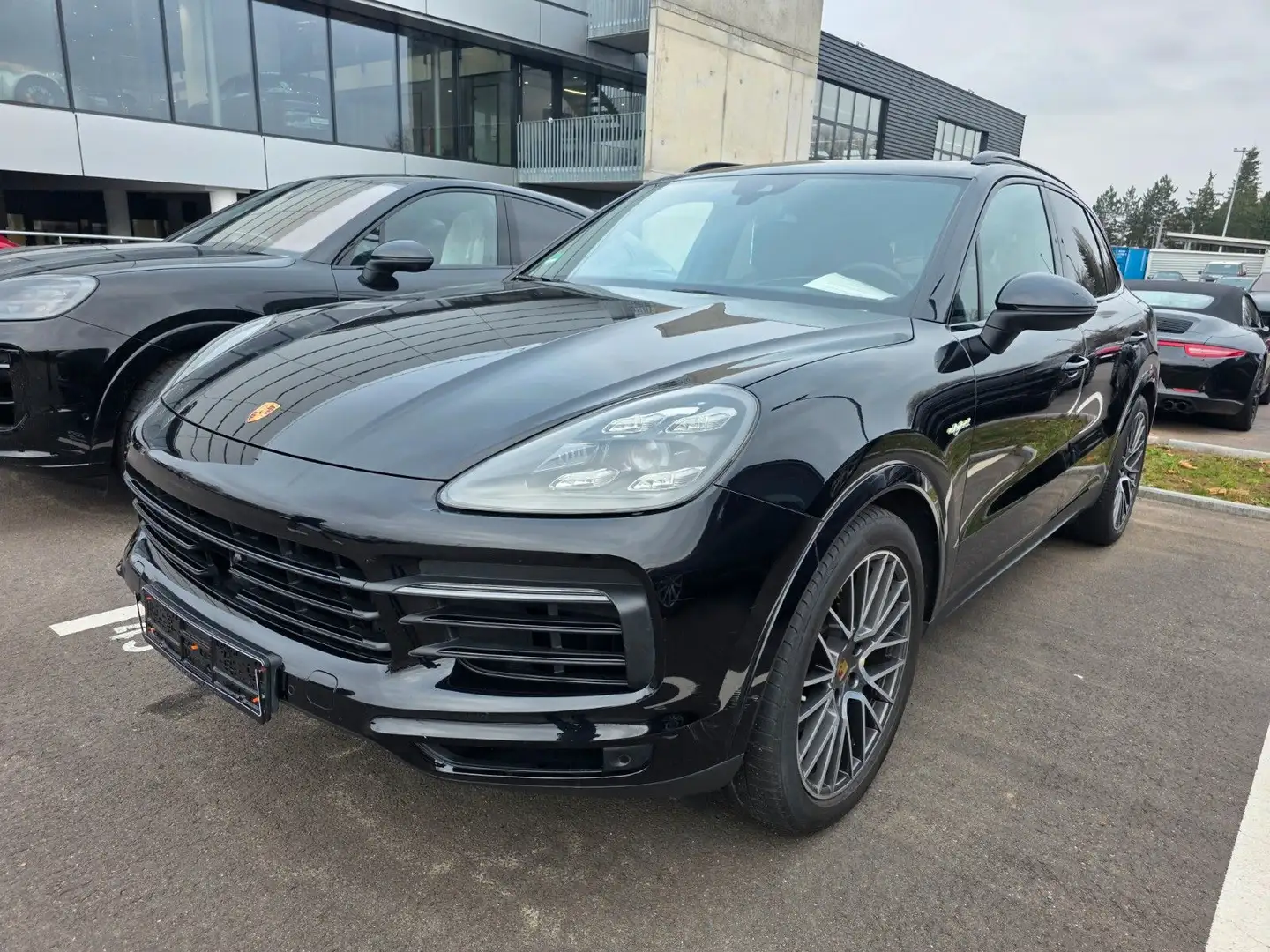 Porsche Cayenne E-Hybrid Panaroma/HUD/LED Noir - 1