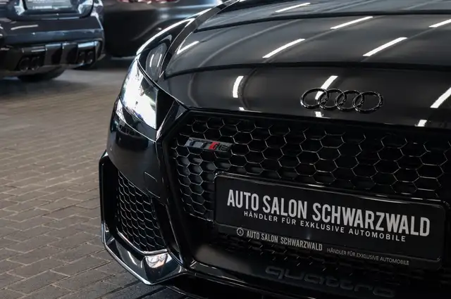 Audi TT view 11