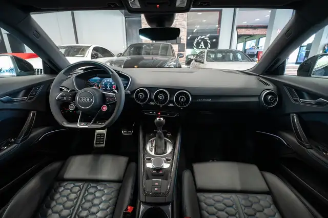Audi TT view 15