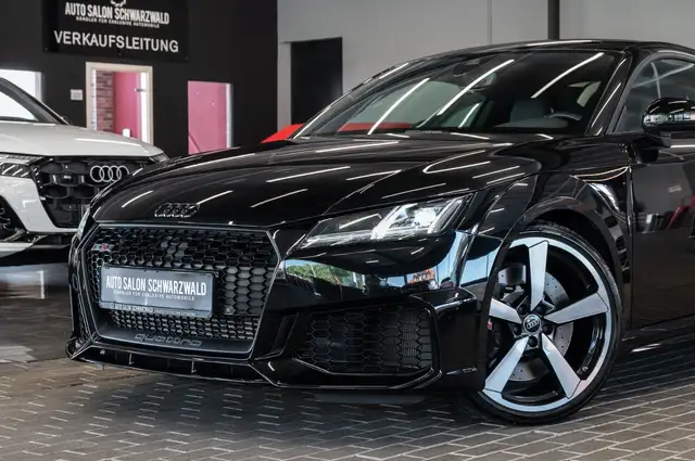 Audi TT view 3