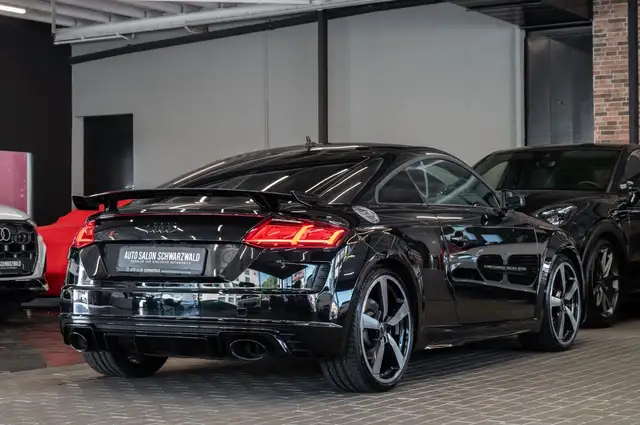 Audi TT view 7